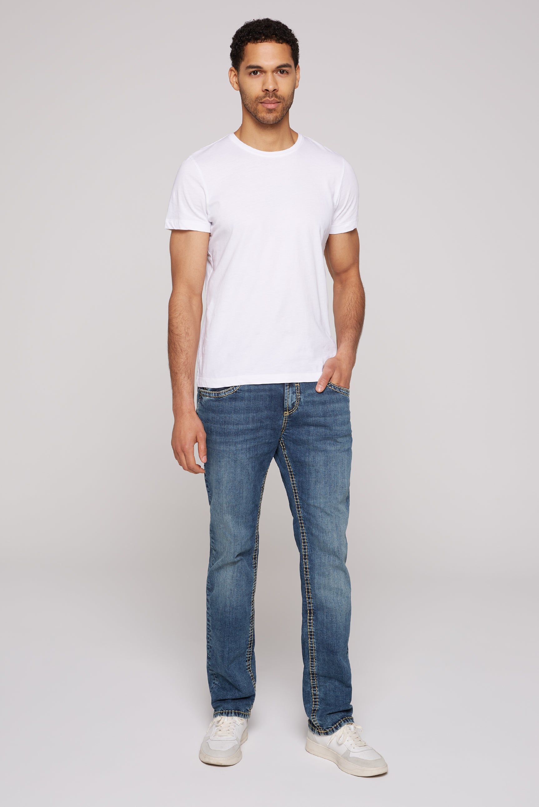 Jeansy NI:CO Regular Fit