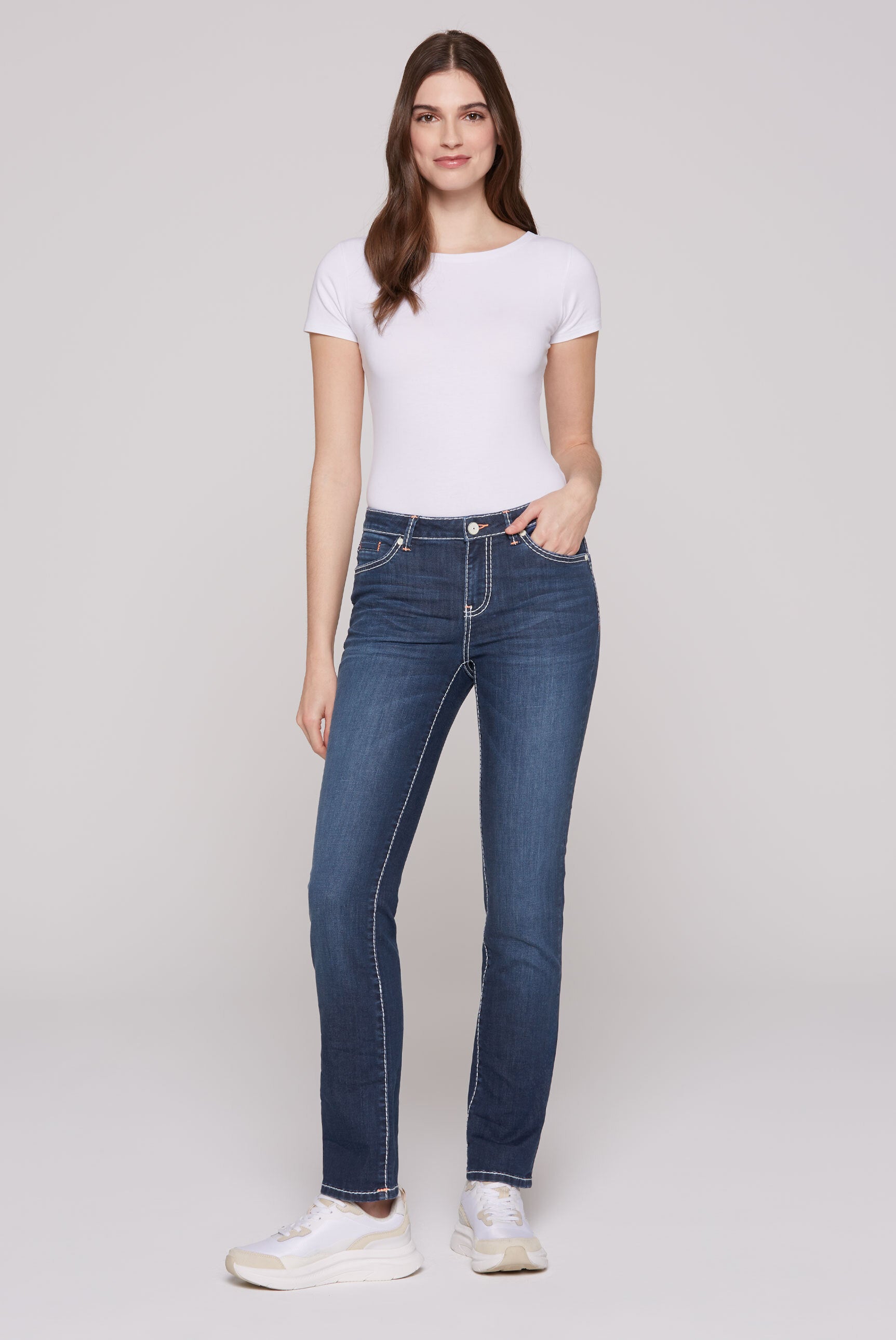 Jeansy RO:MY Regular Fit