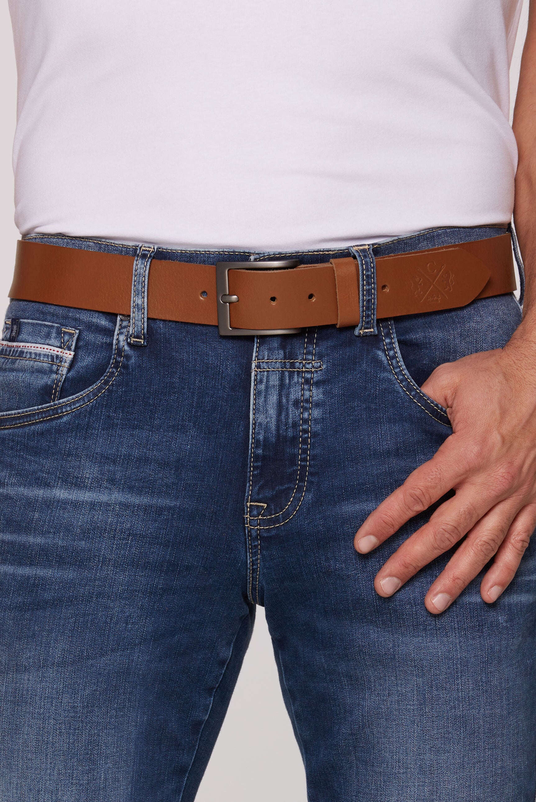 Pasek ze skóry z tłoczeniem logo - 2