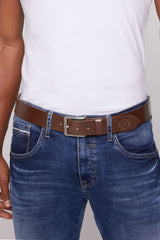 Pasek ze skóry z tłoczeniem logo