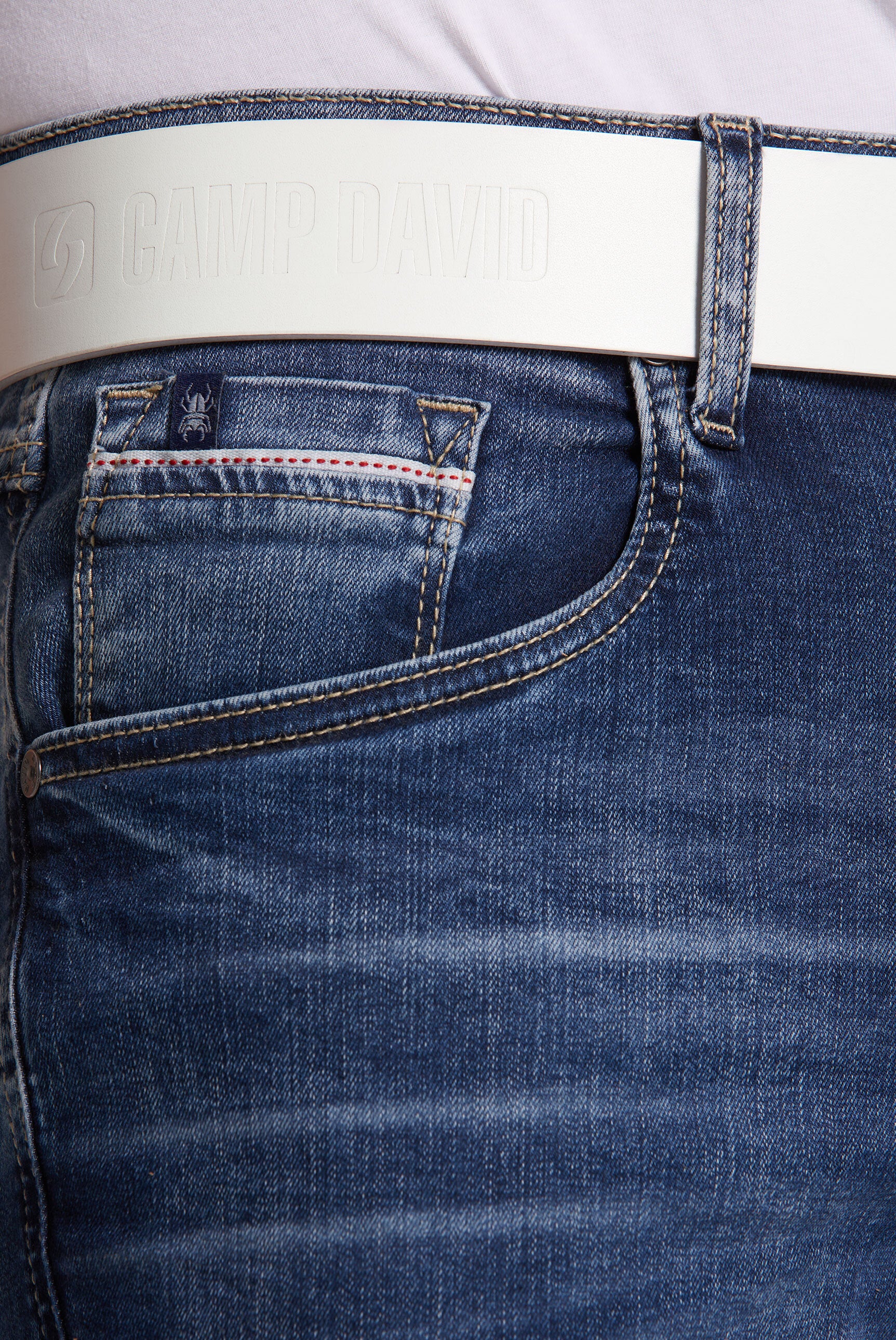 Pasek ze skóry z tłoczeniami logo - 3