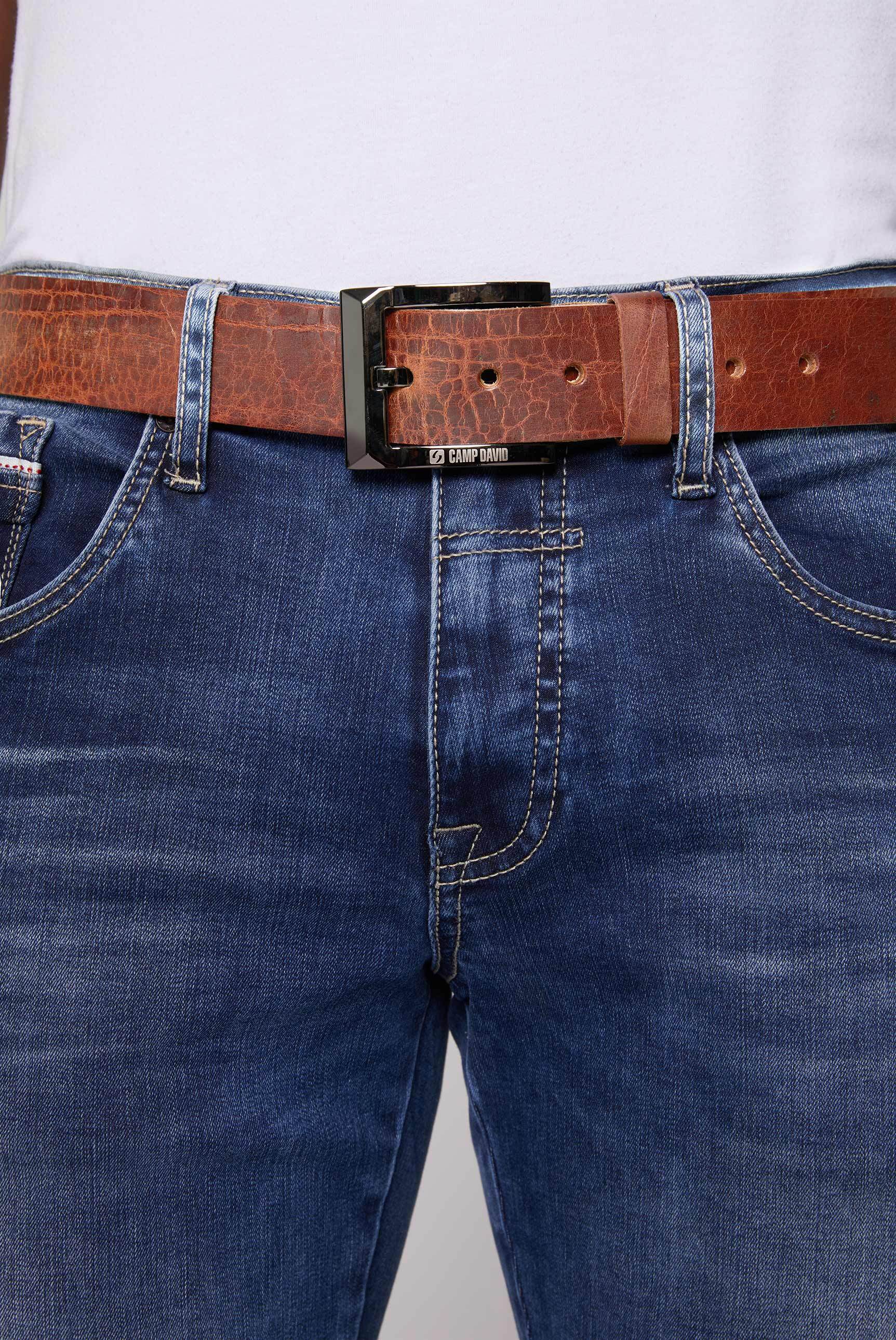 Skórzany pasek z logo na metalowej klamrze - 3