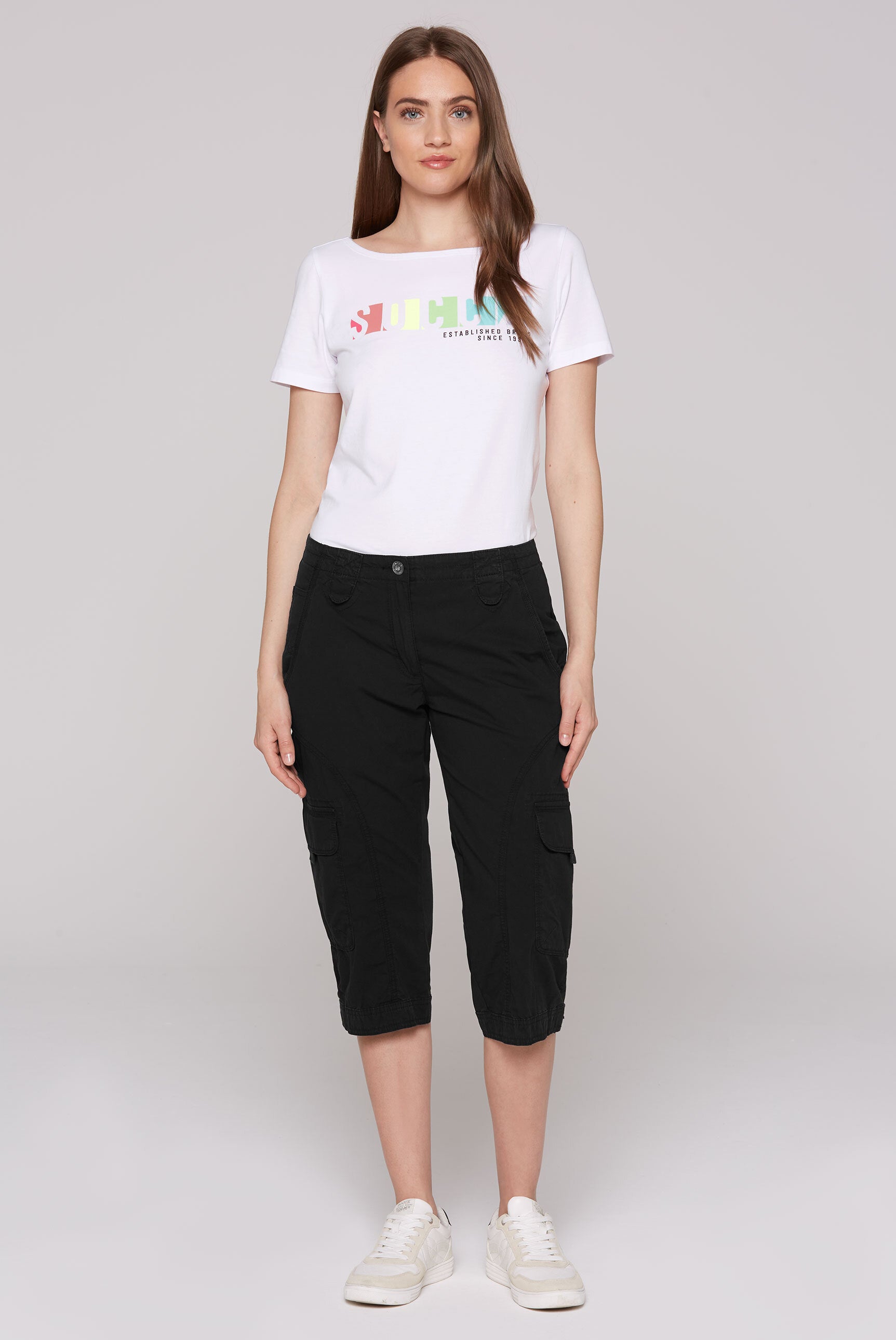 Basic Skater-Shorts mit Beintaschen black - 3