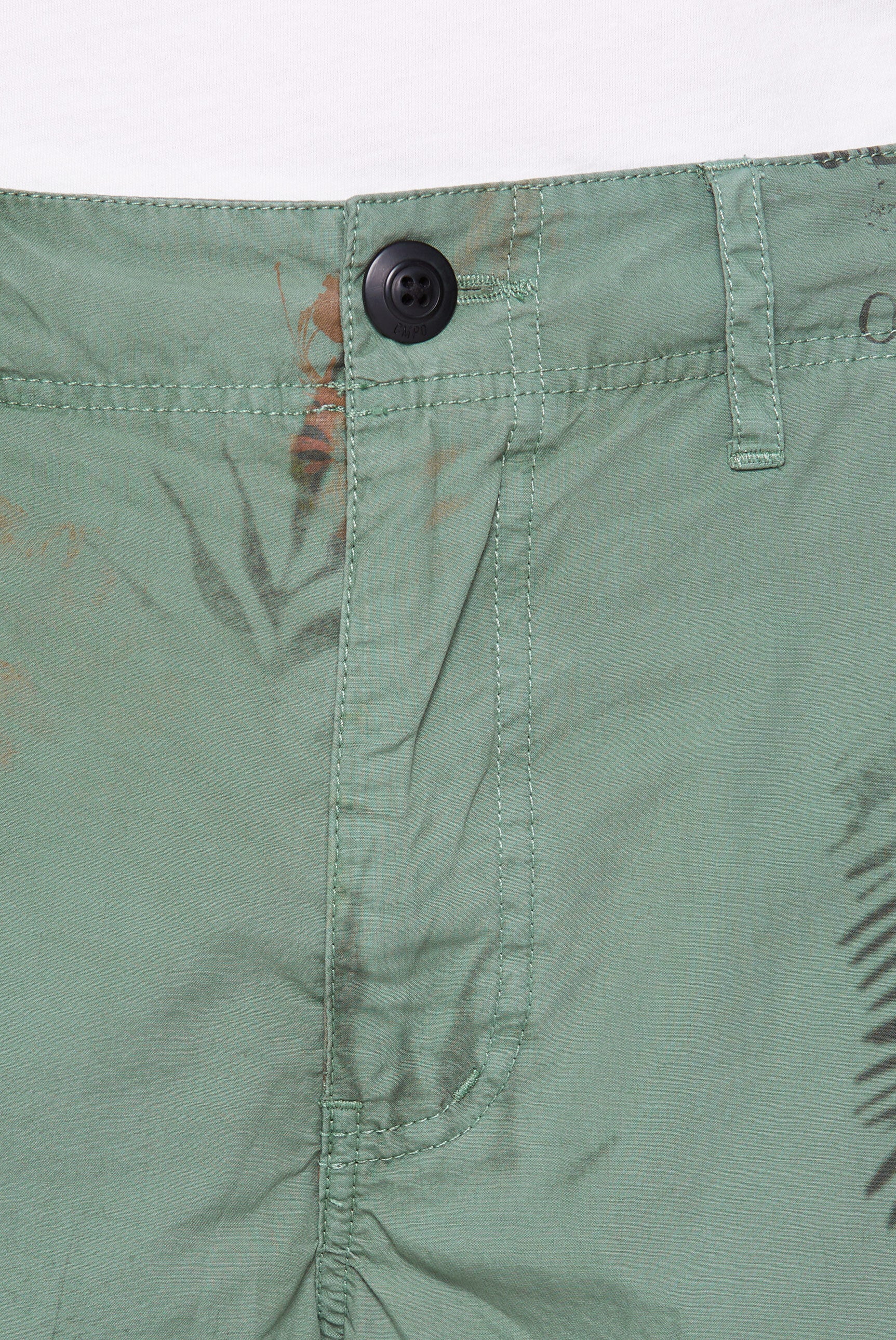 Cargo Shorts mit All Over Print deep green