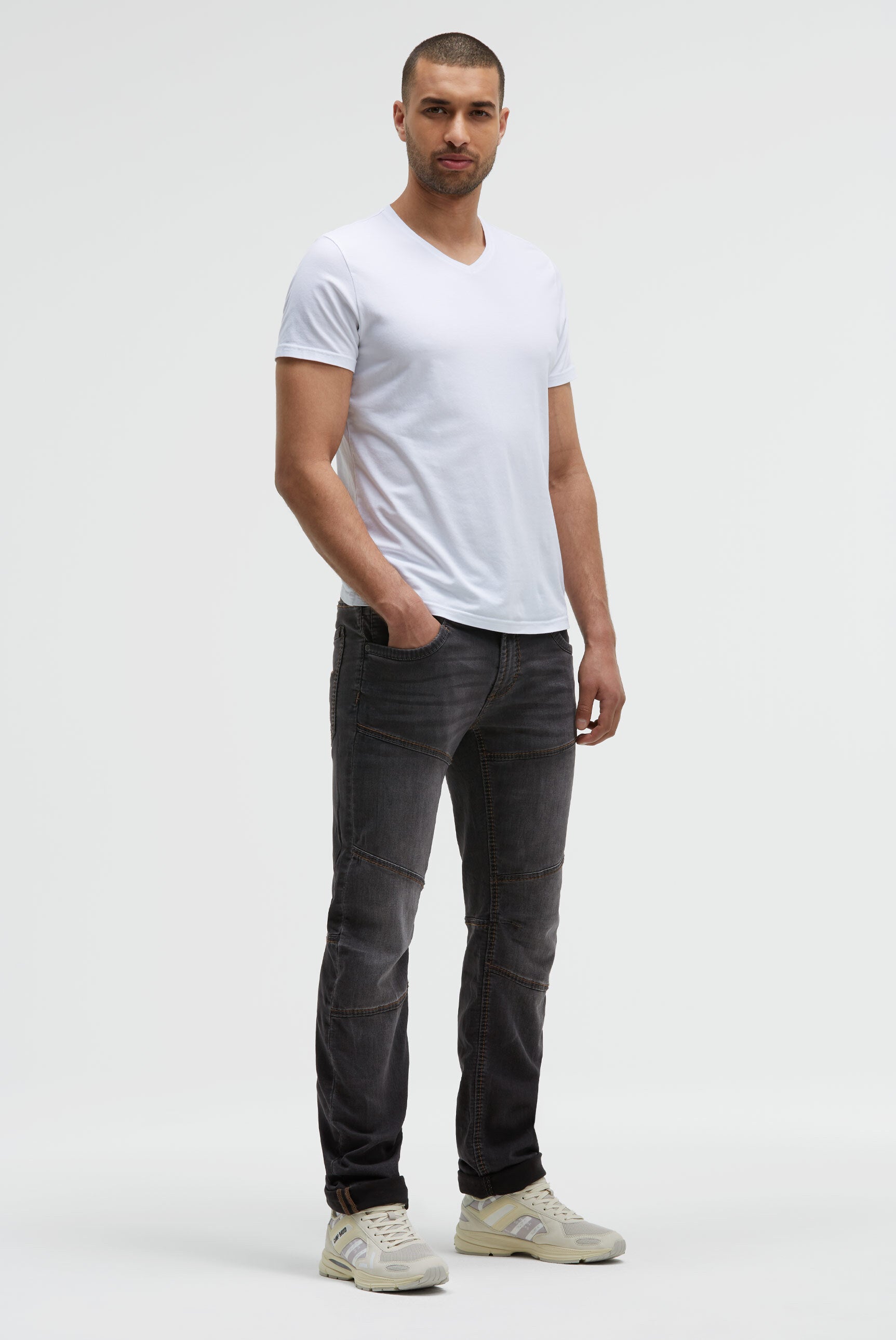 Jeans HE:RY Regular Fit black washed jogg