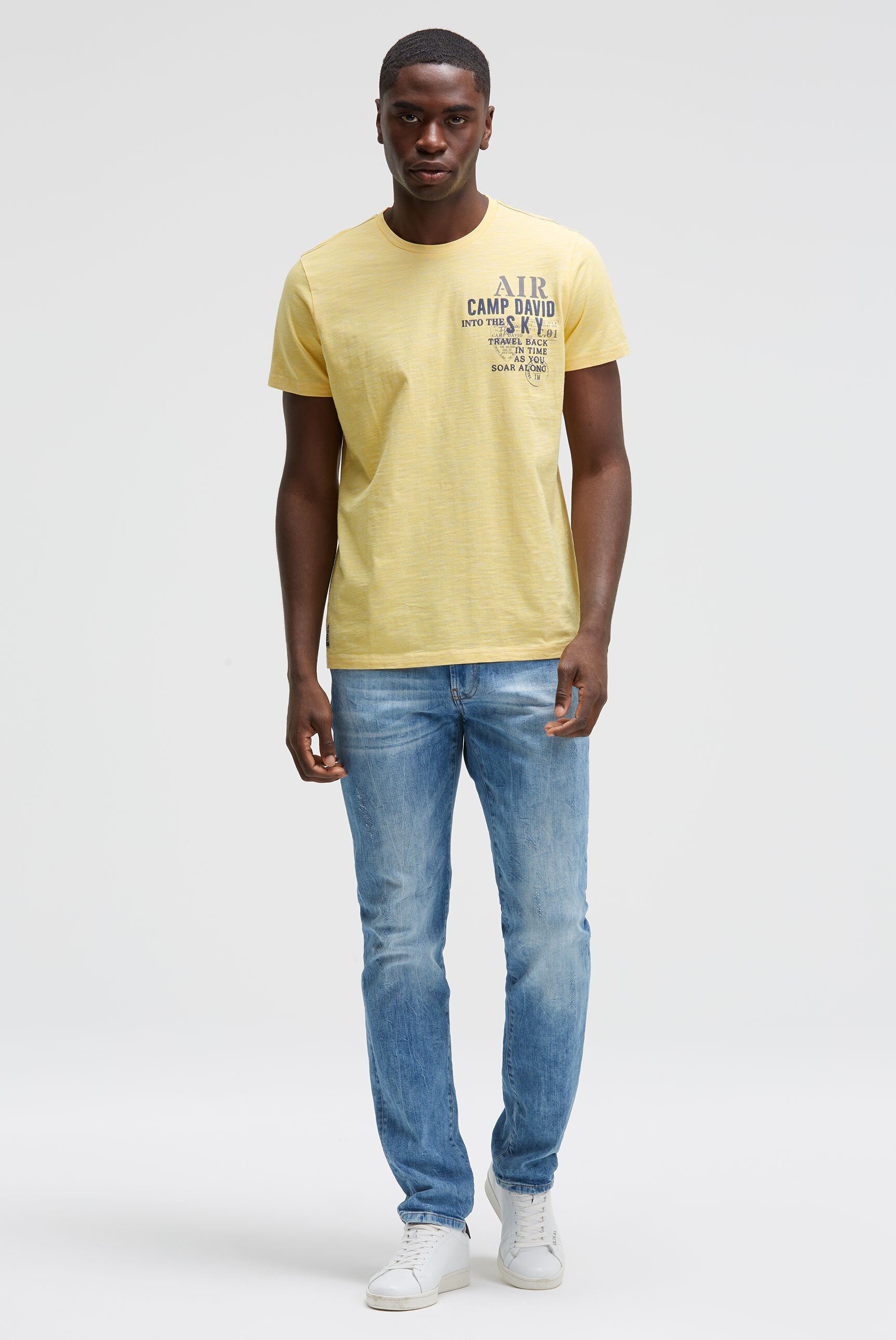 Koszulka z paskami i nadrukiem na plecach - 4