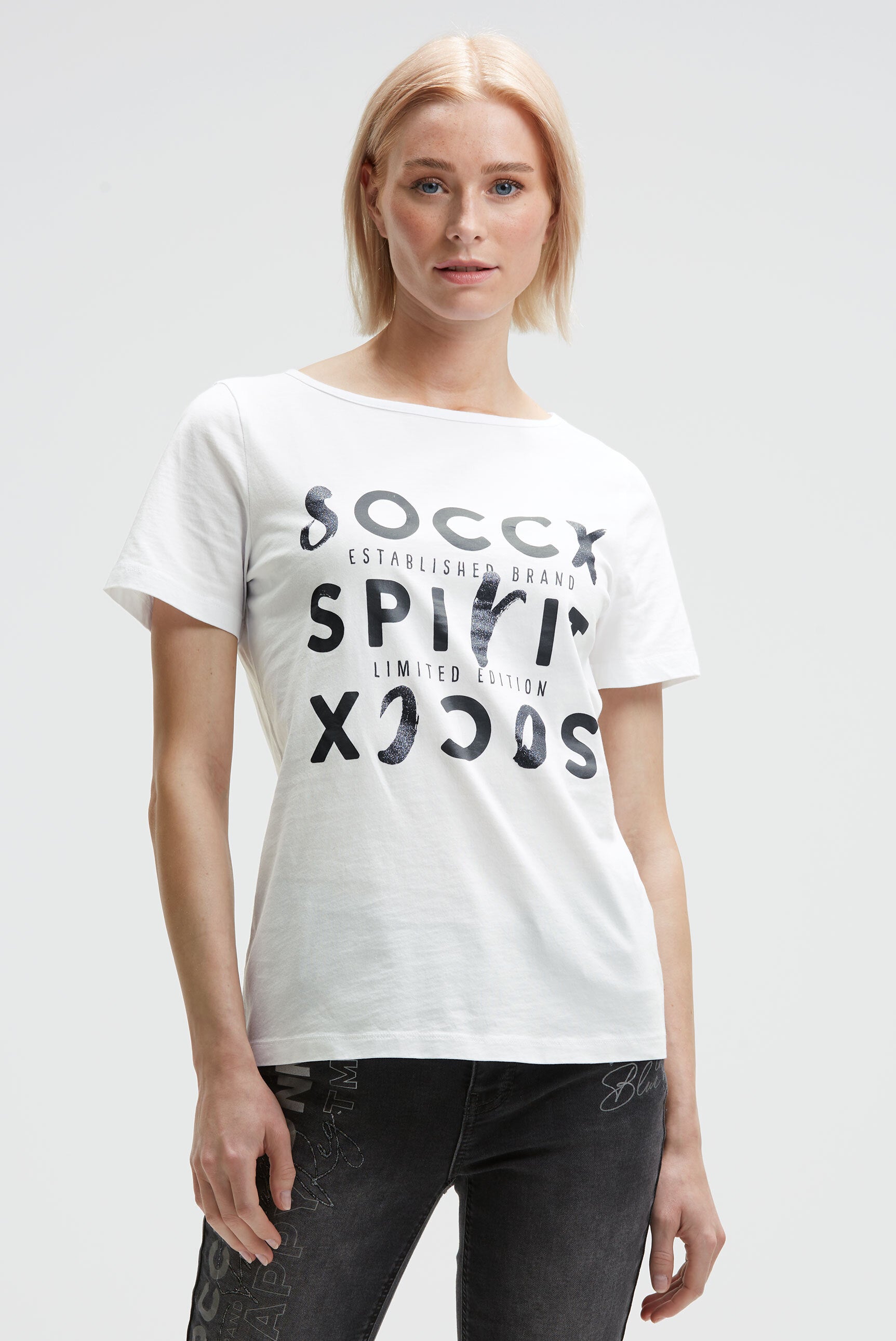 T-Shirt mit U-Boot-Ausschnitt und Artwork - 2