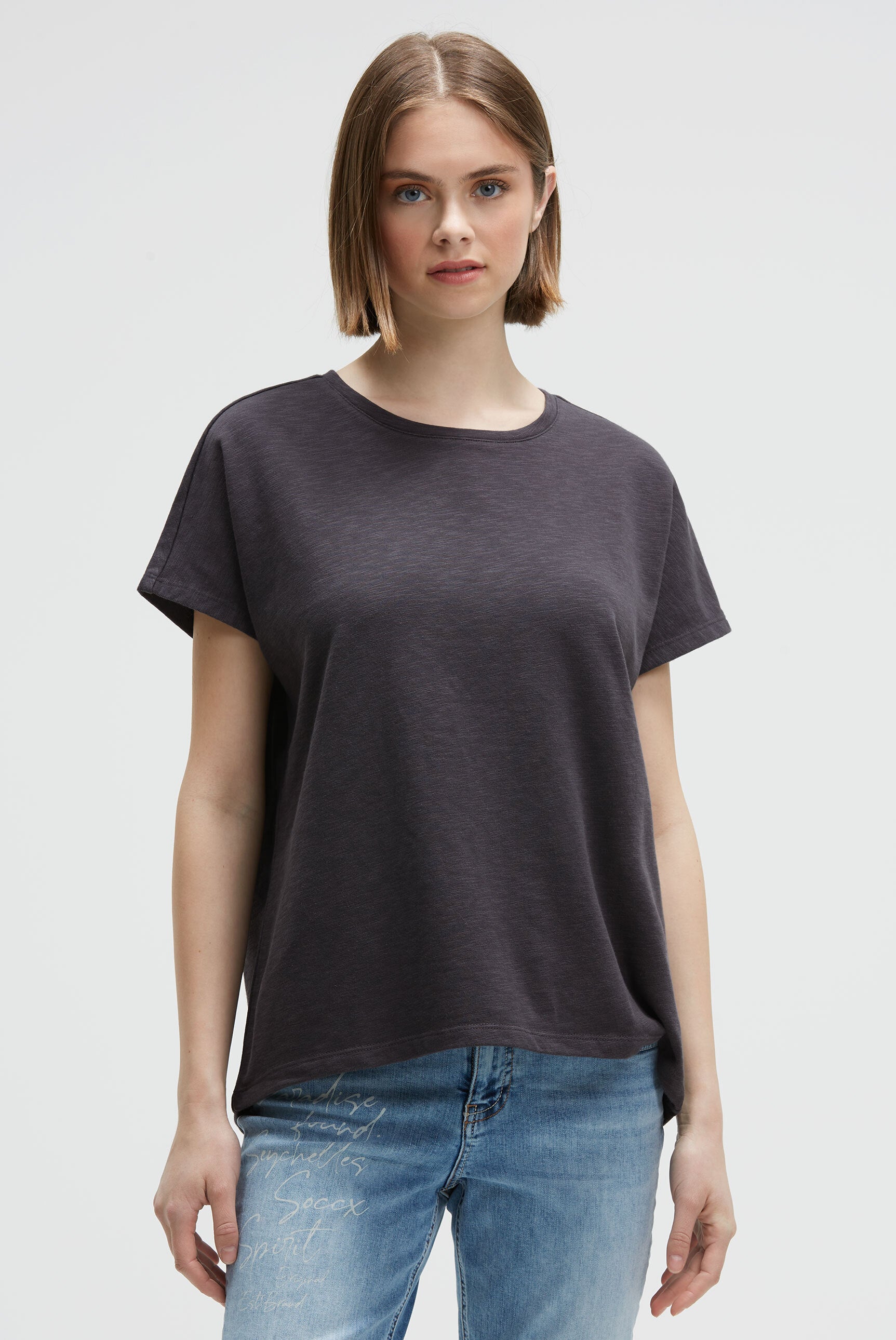 Bluzka bez rękawów oversize z nadrukiem z logo - 3