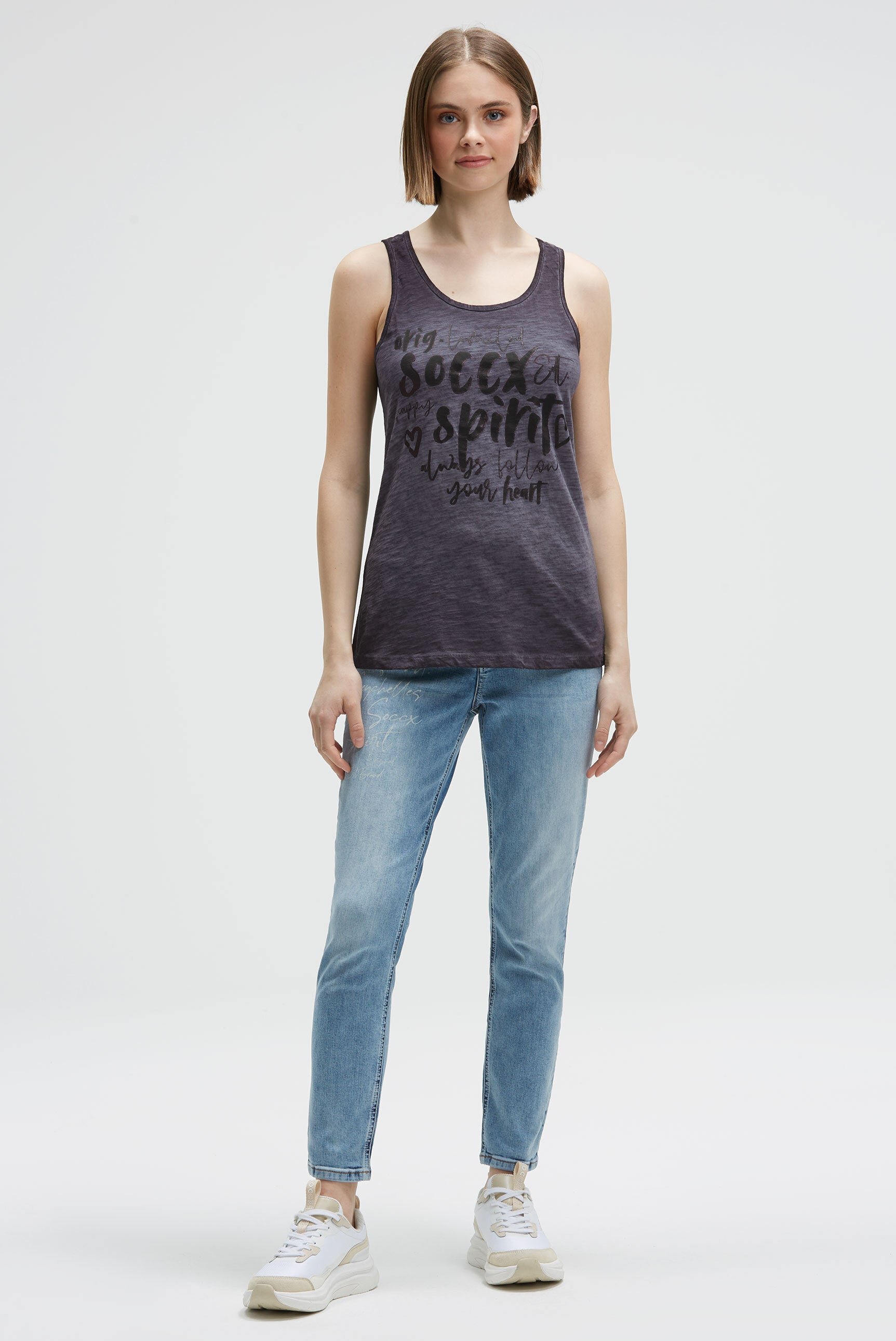 Top z brokatownym nadrukiem - 3