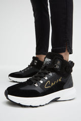 Sneaker Hightop w stylu hikingowym