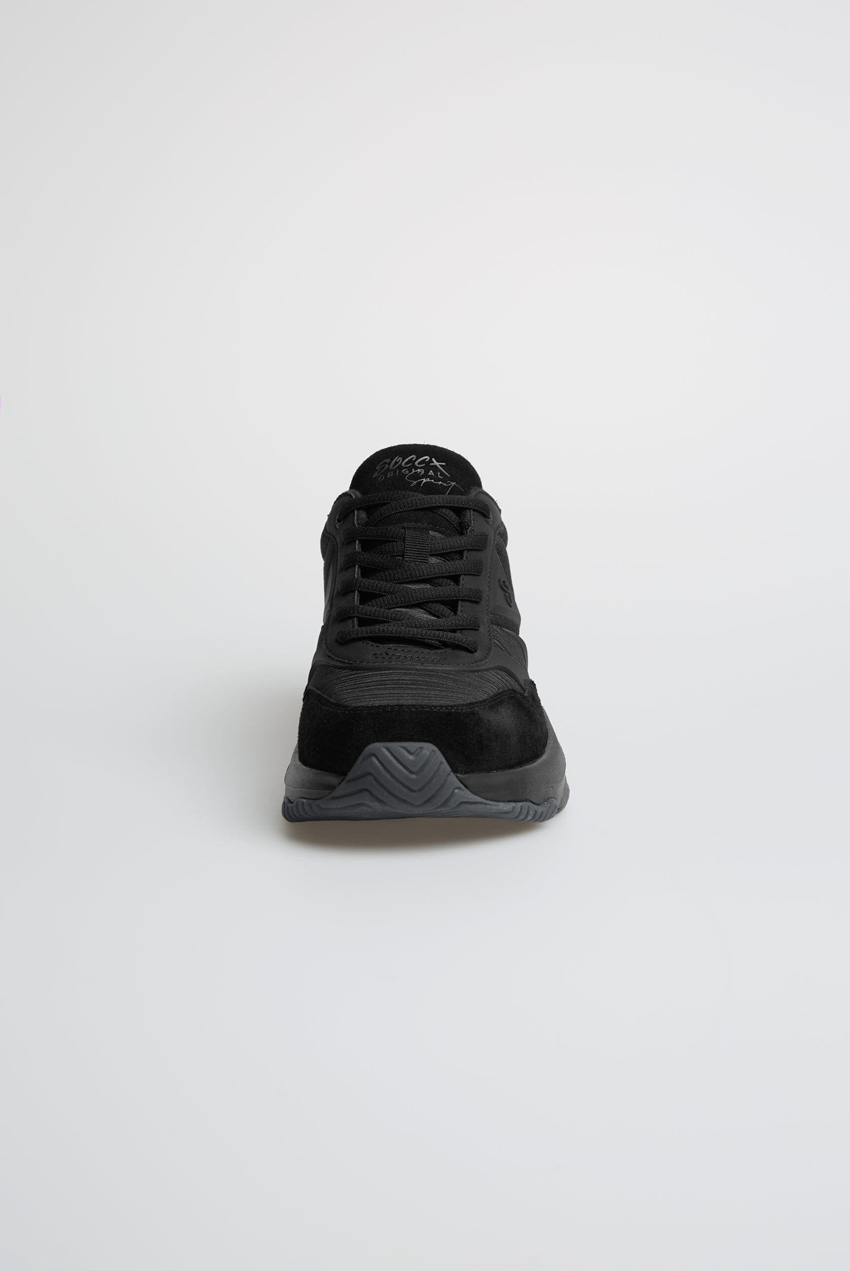 Niskie sneakersy w tonowanym miksie materiałów