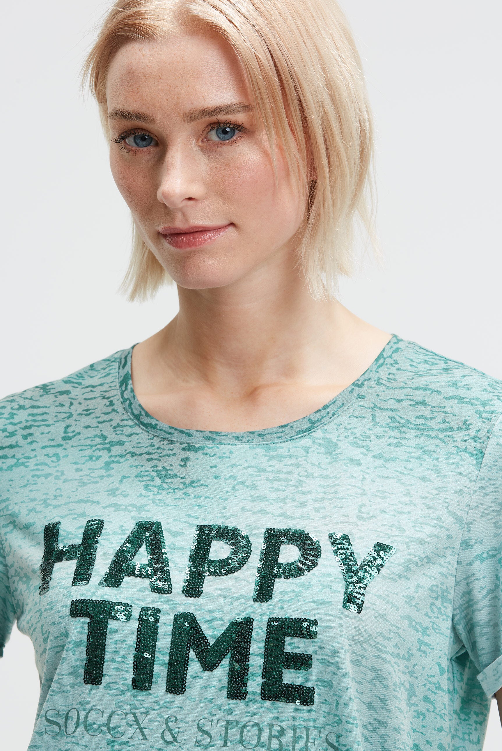 T-shirt burnout z napisem z cekinów - 4