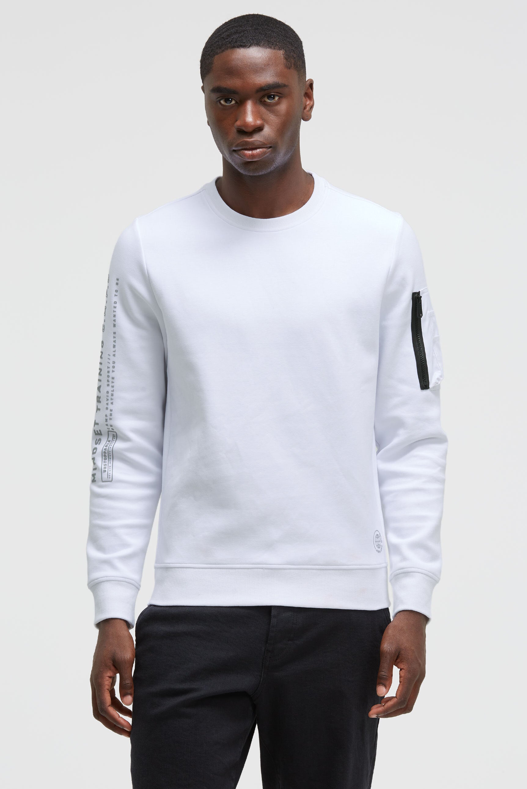 Bluza z interlocku z kieszenią na rękawie i nadrukiem