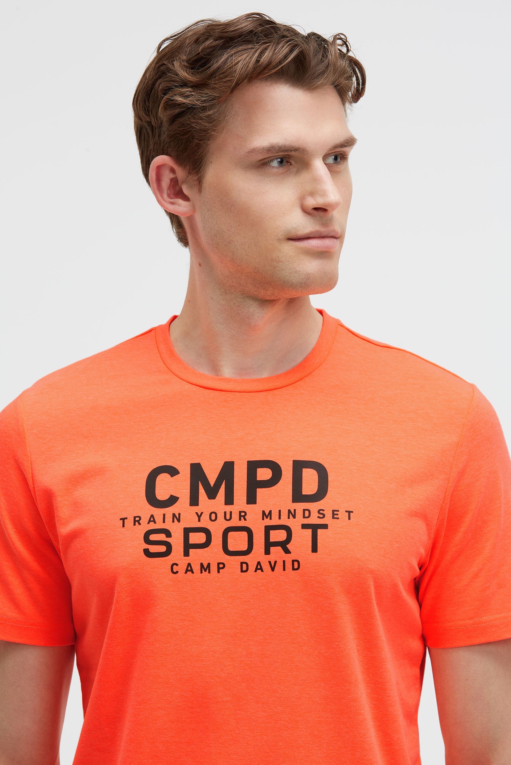 T-shirt z okrągłym dekoltem i nadrukiem logo