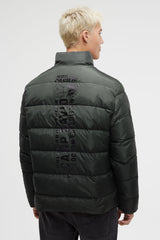 Pikowana kurtka z efektem dip-dye i nadrukami logo