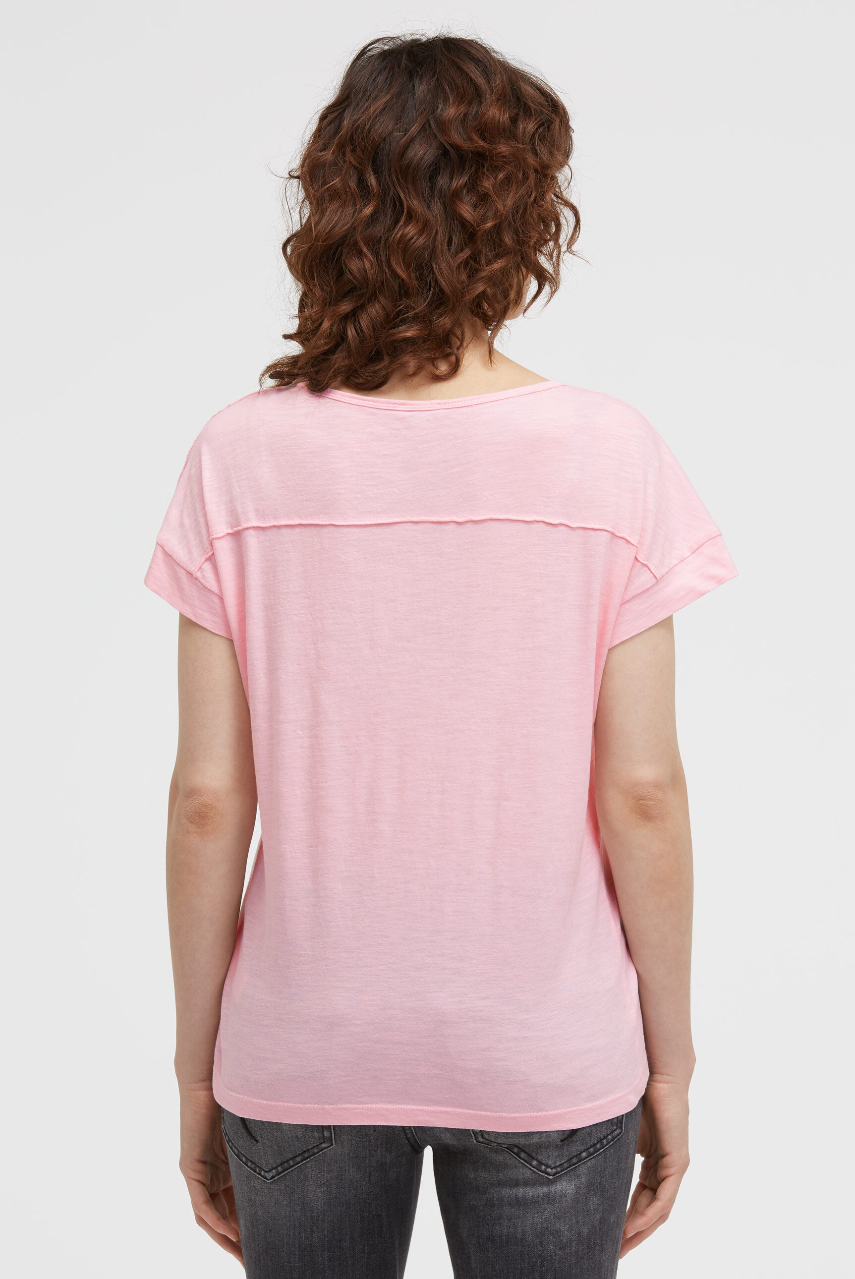 Koszulka z grafiką z kamieni ozdobnych - 5