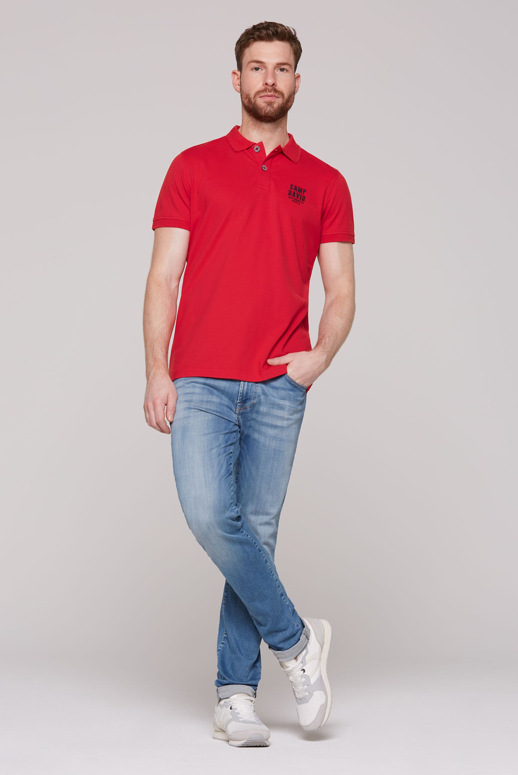 Pikee-Polo z kolekcji podstawowej z haftem logo - 3