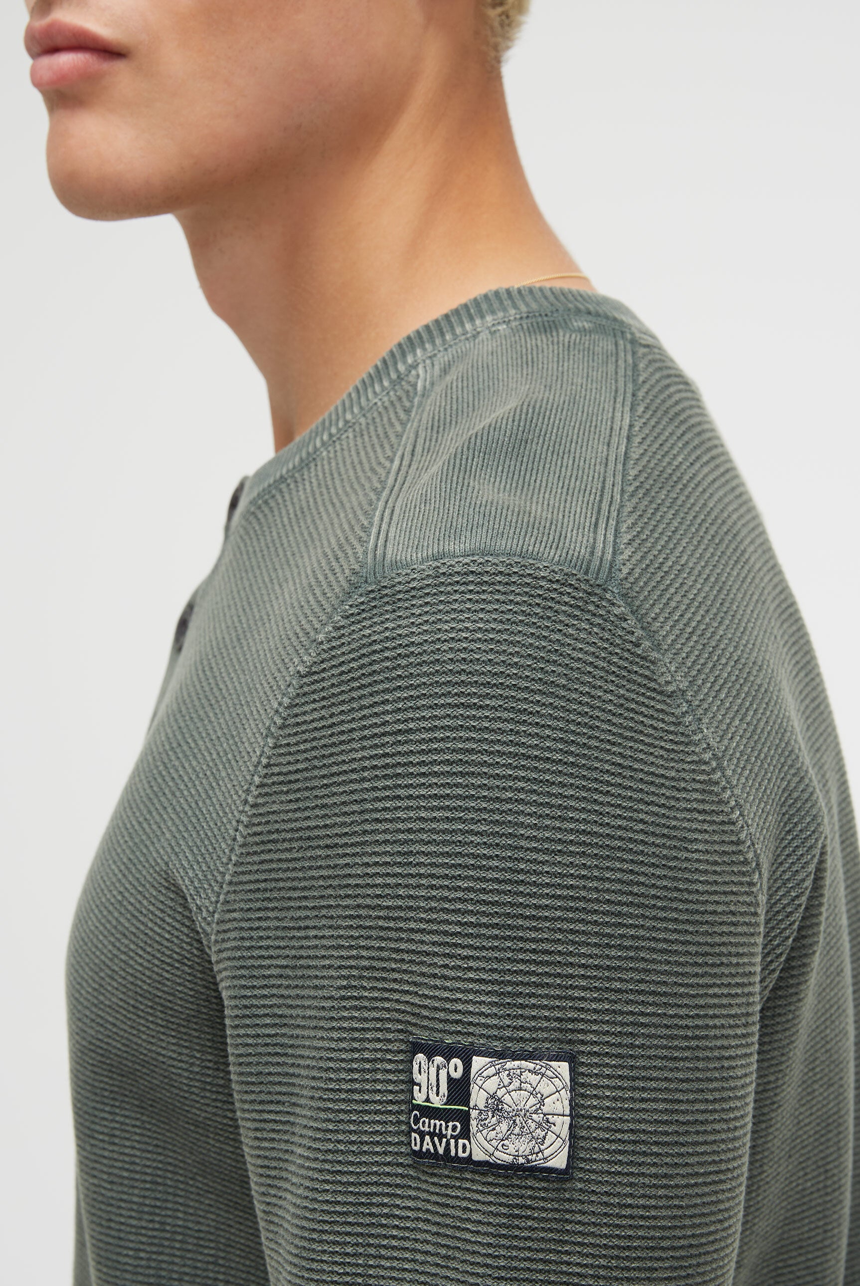 Henley-Pullover Stone Washed dark forest