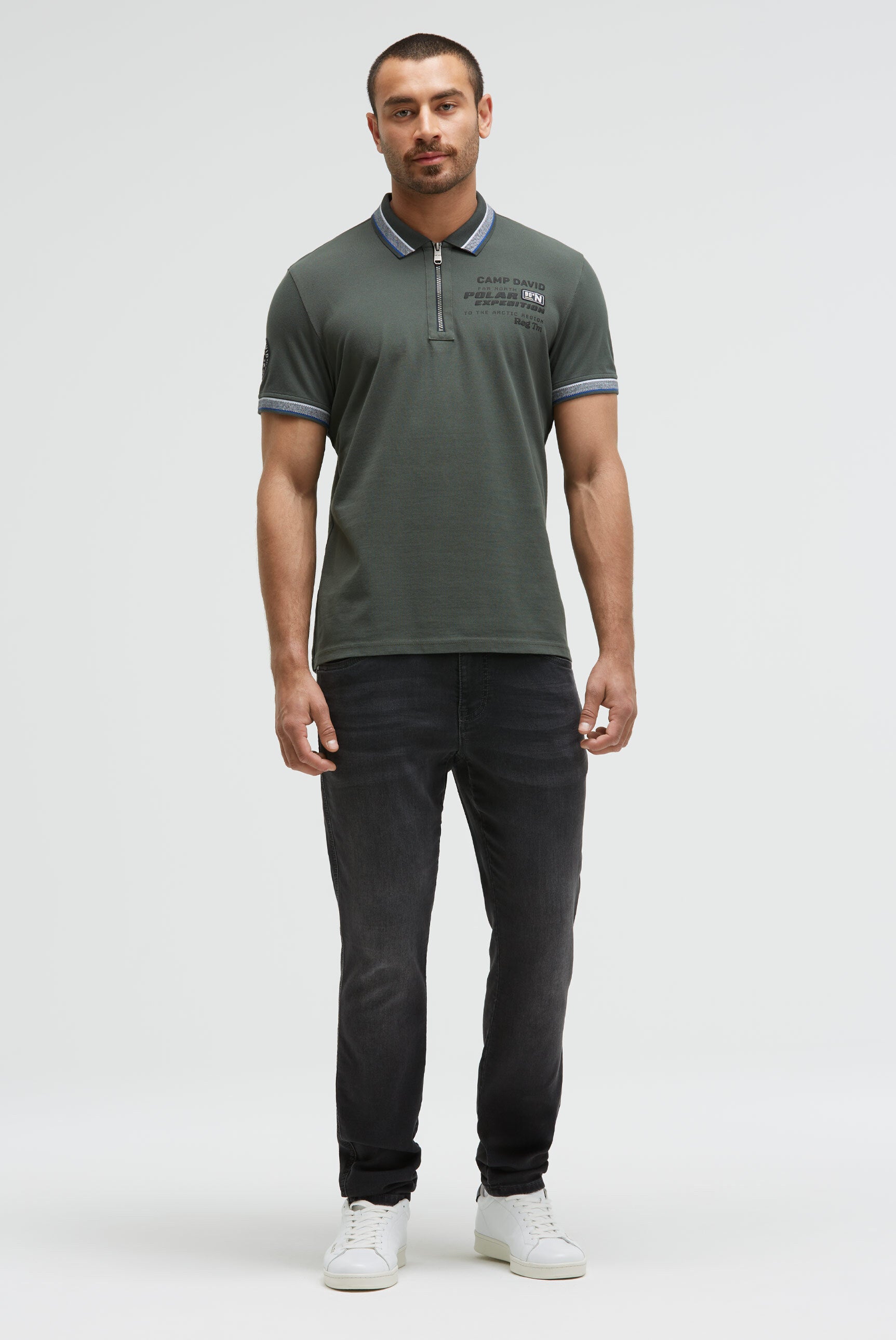 Polo piké z zamkiem i Artworkiem na plecach - 4