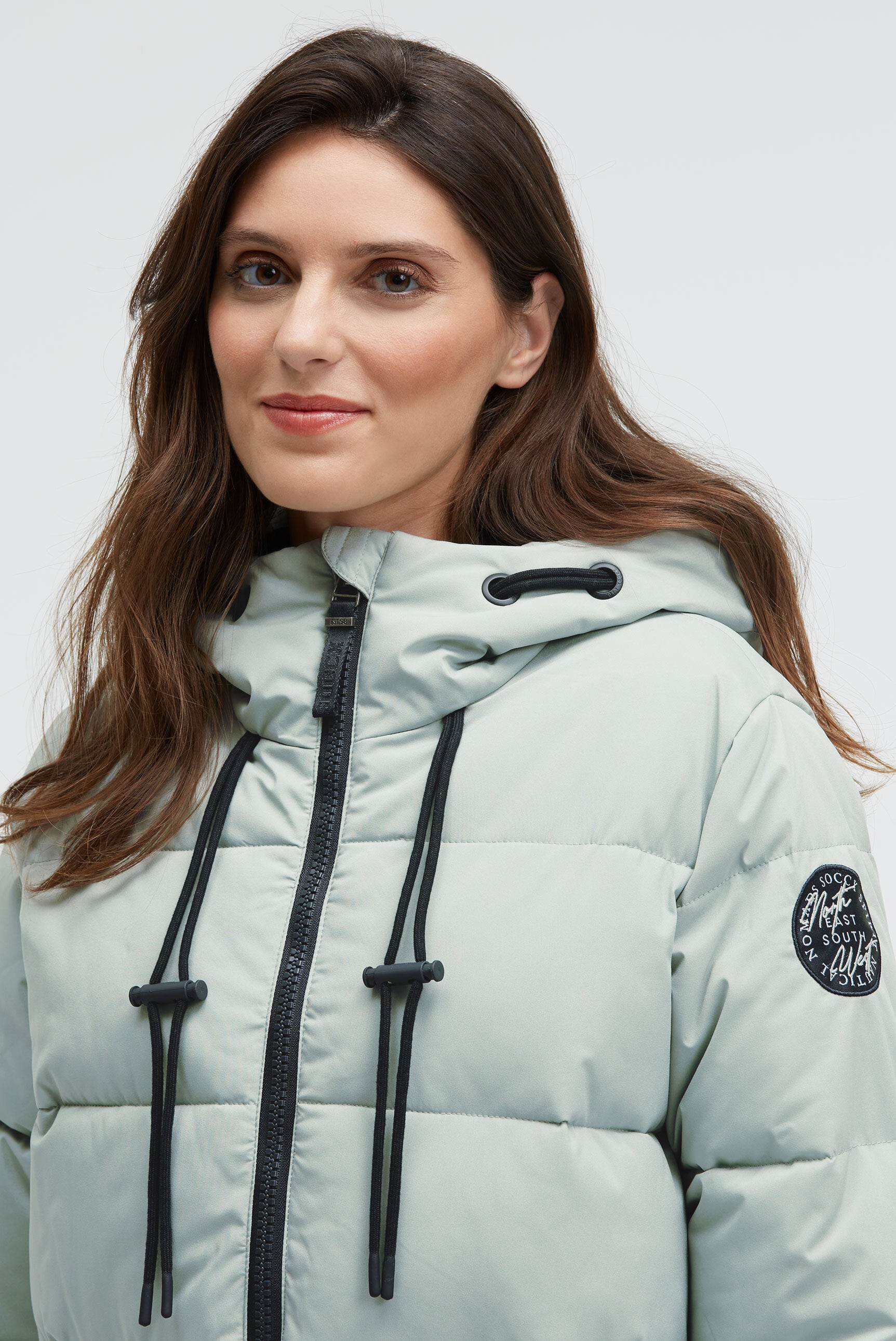 Pikowana parka z wysoko zapinanym kapturem - 4