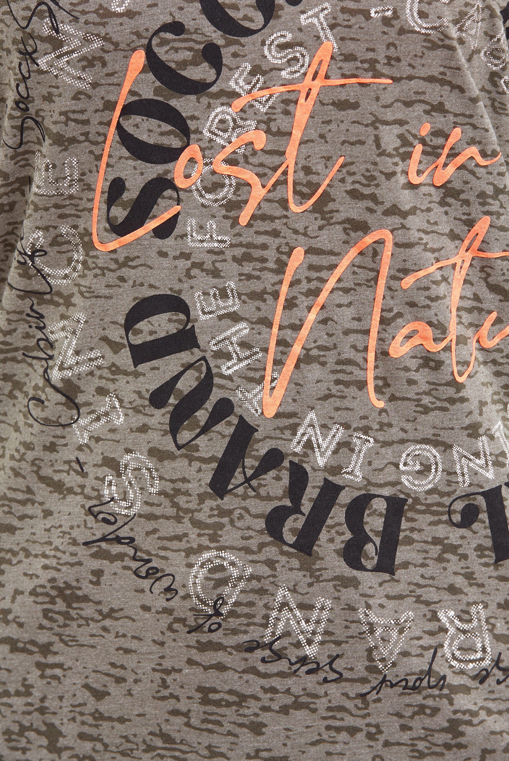 Koszulka z kapturem z efektem wypalania i nadrukiem Artwork - 6