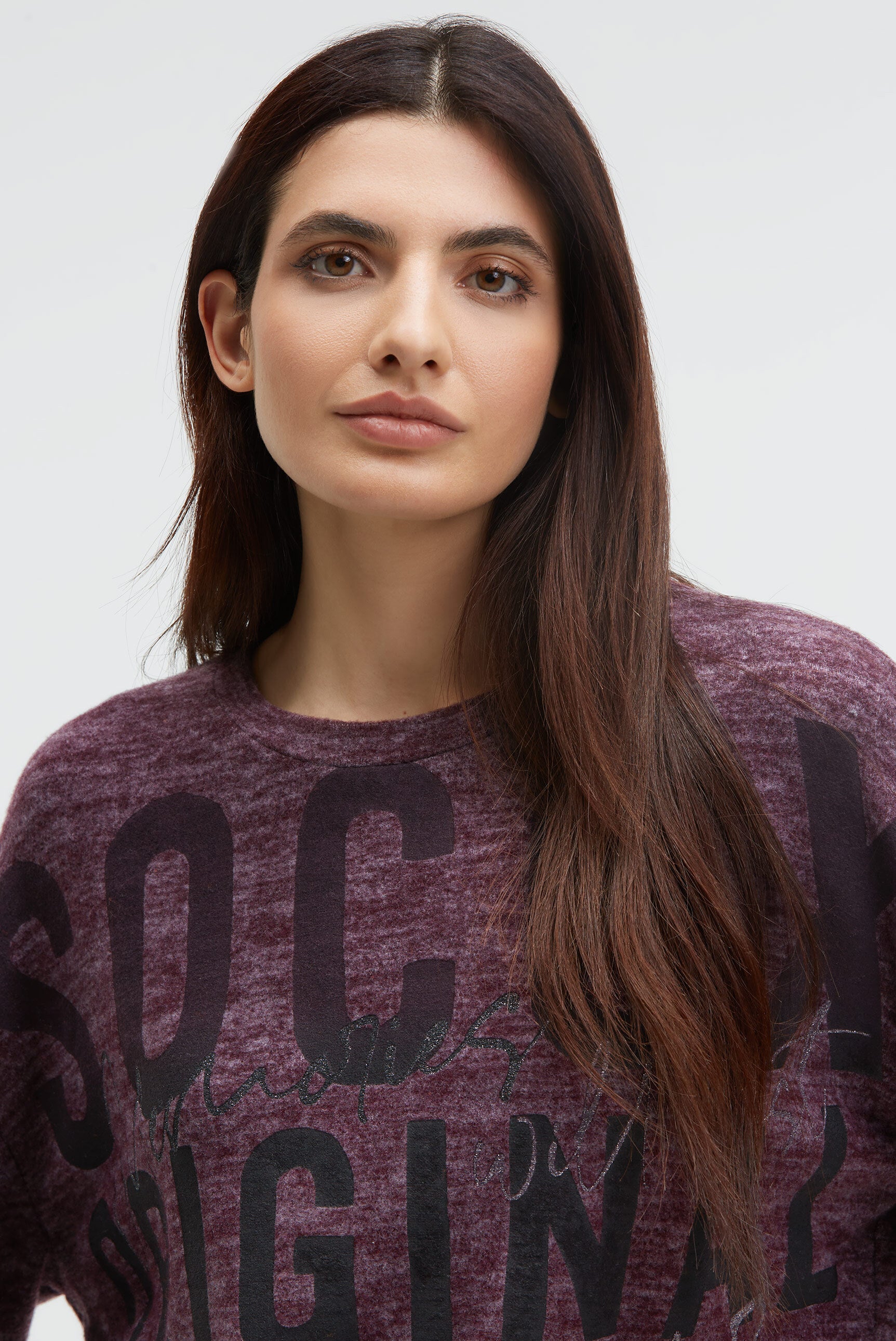 Flauschstrickpullover mit Logo Artwork - 4