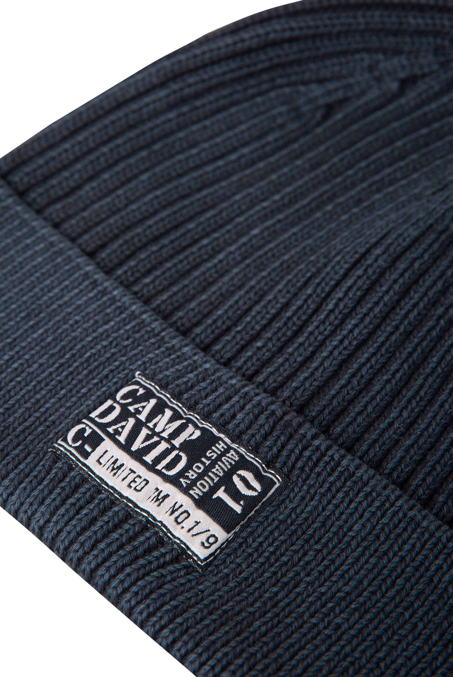 Czapka dzianinowa Stone Washed z naszywką z logo - 3