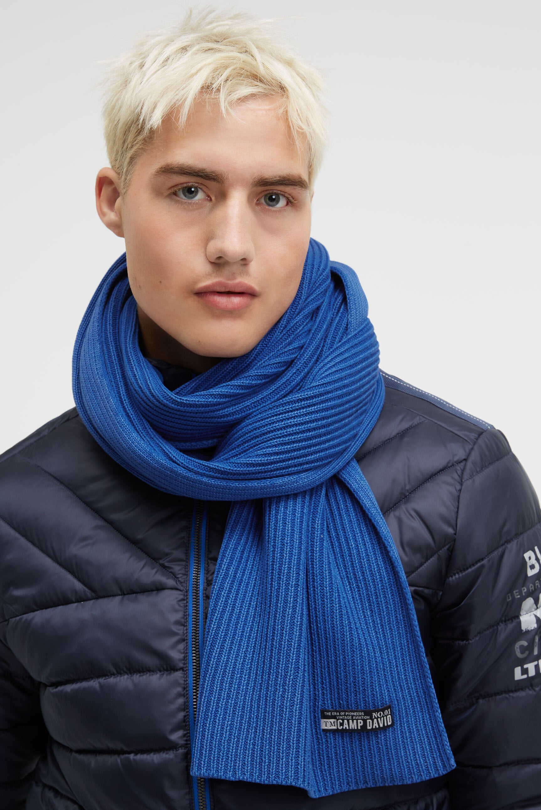 Szalik w prążkowanym splocie Stone Washed