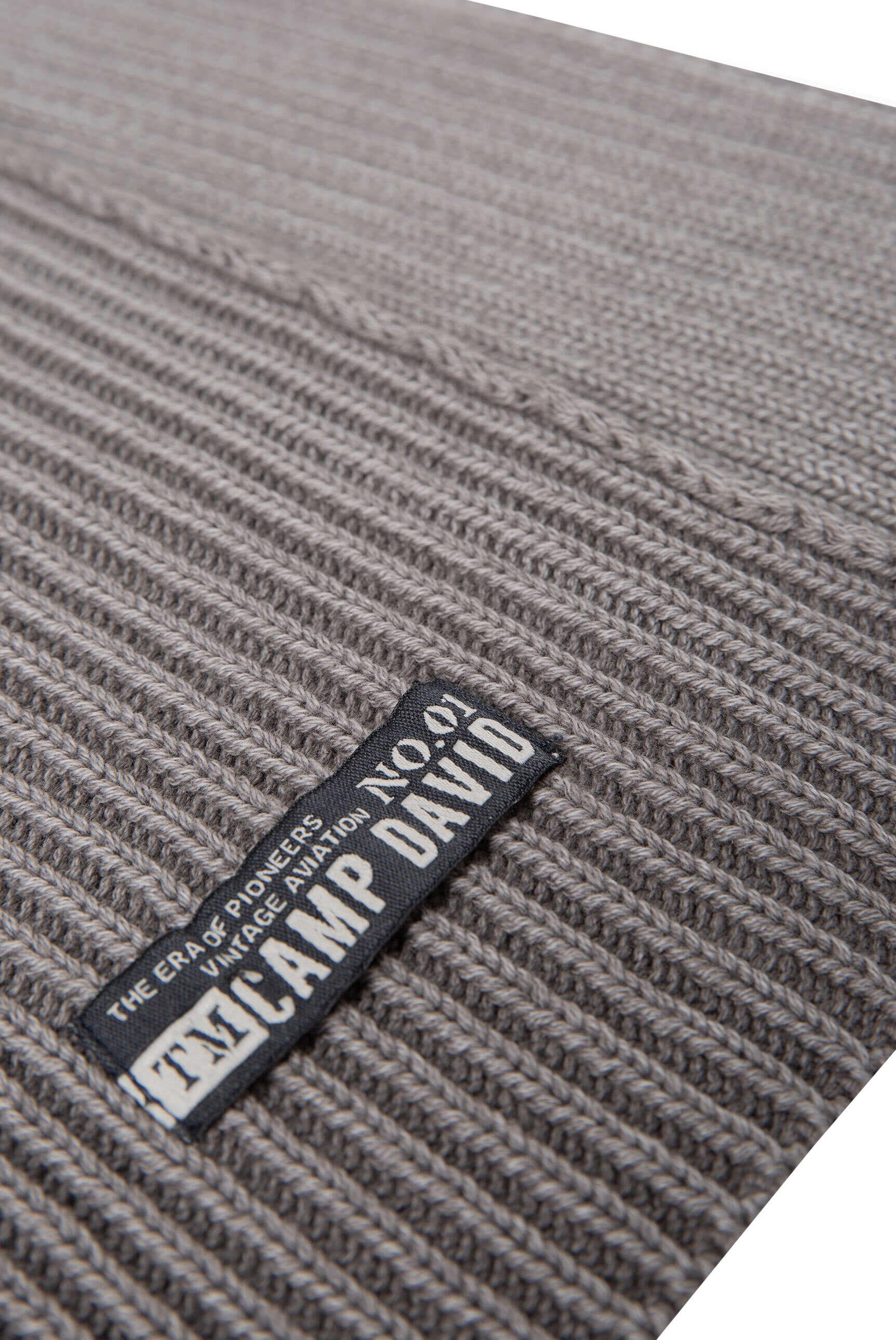 Szalik w prążkowanym splocie Stone Washed