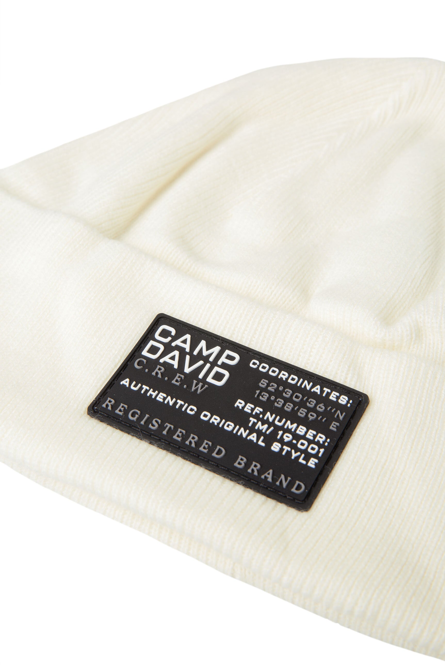 Czapka w prążkowanym splocie z naszywką z logo - 3