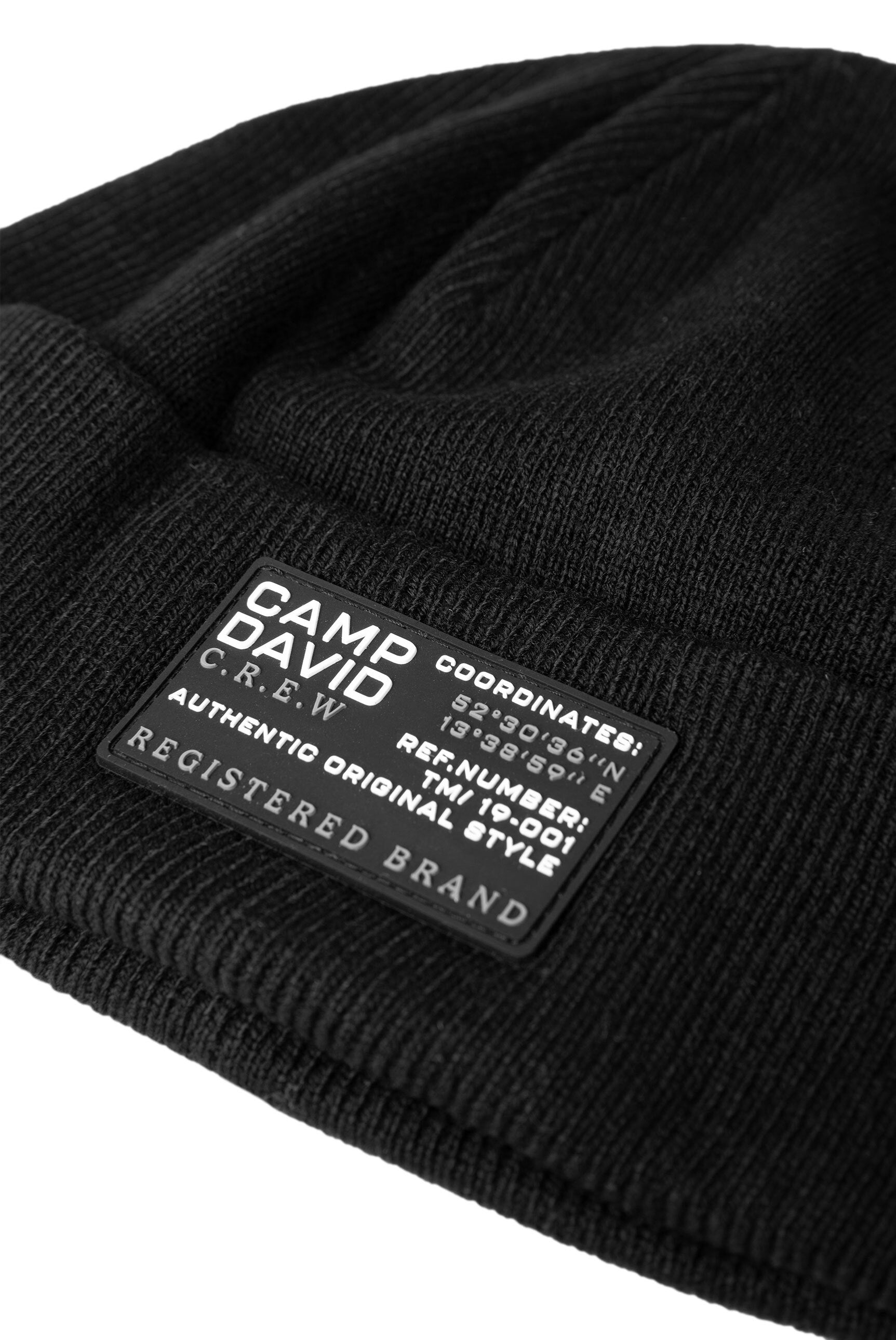 Czapka w prążkowanym splocie z naszywką z logo - 3