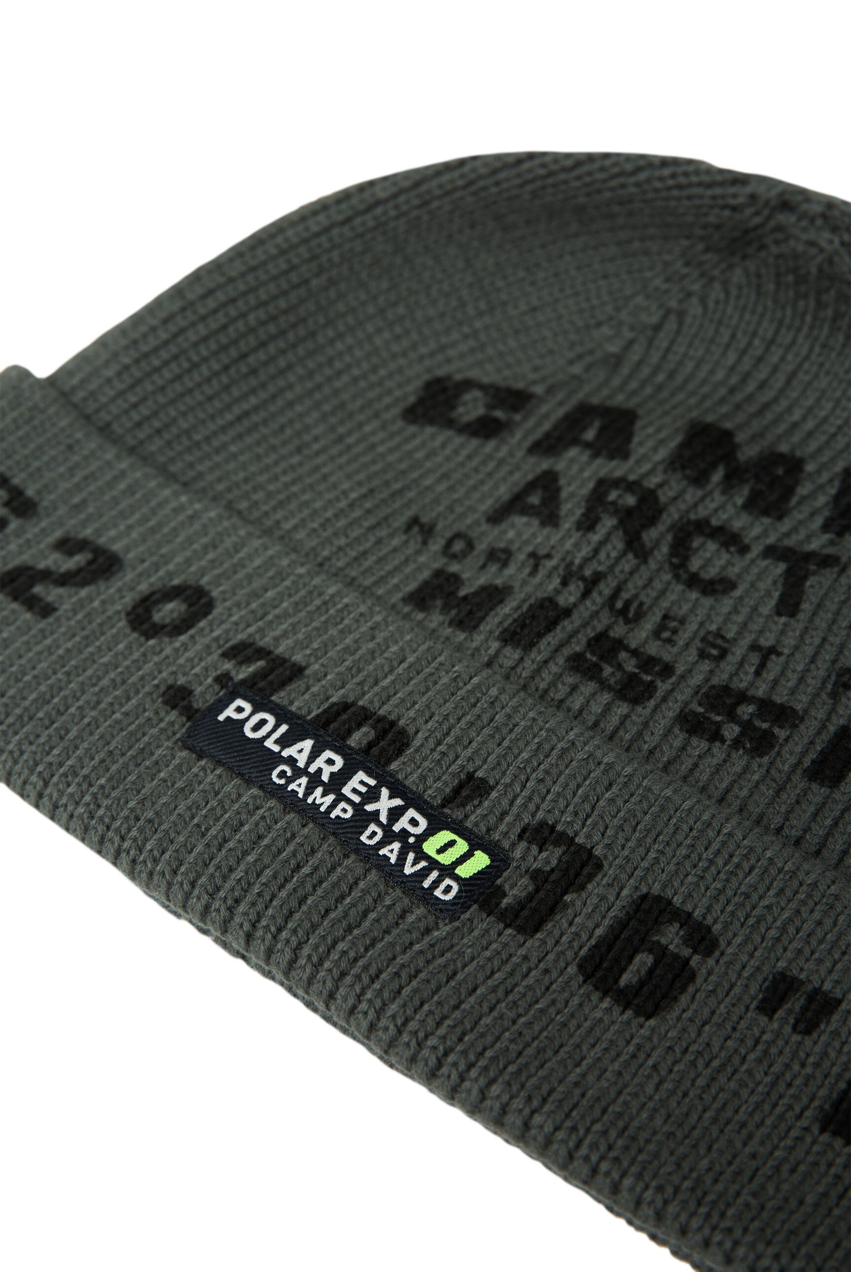 Czapka w prążkowanym splocie z nadrukiem logo i naszywką - 3