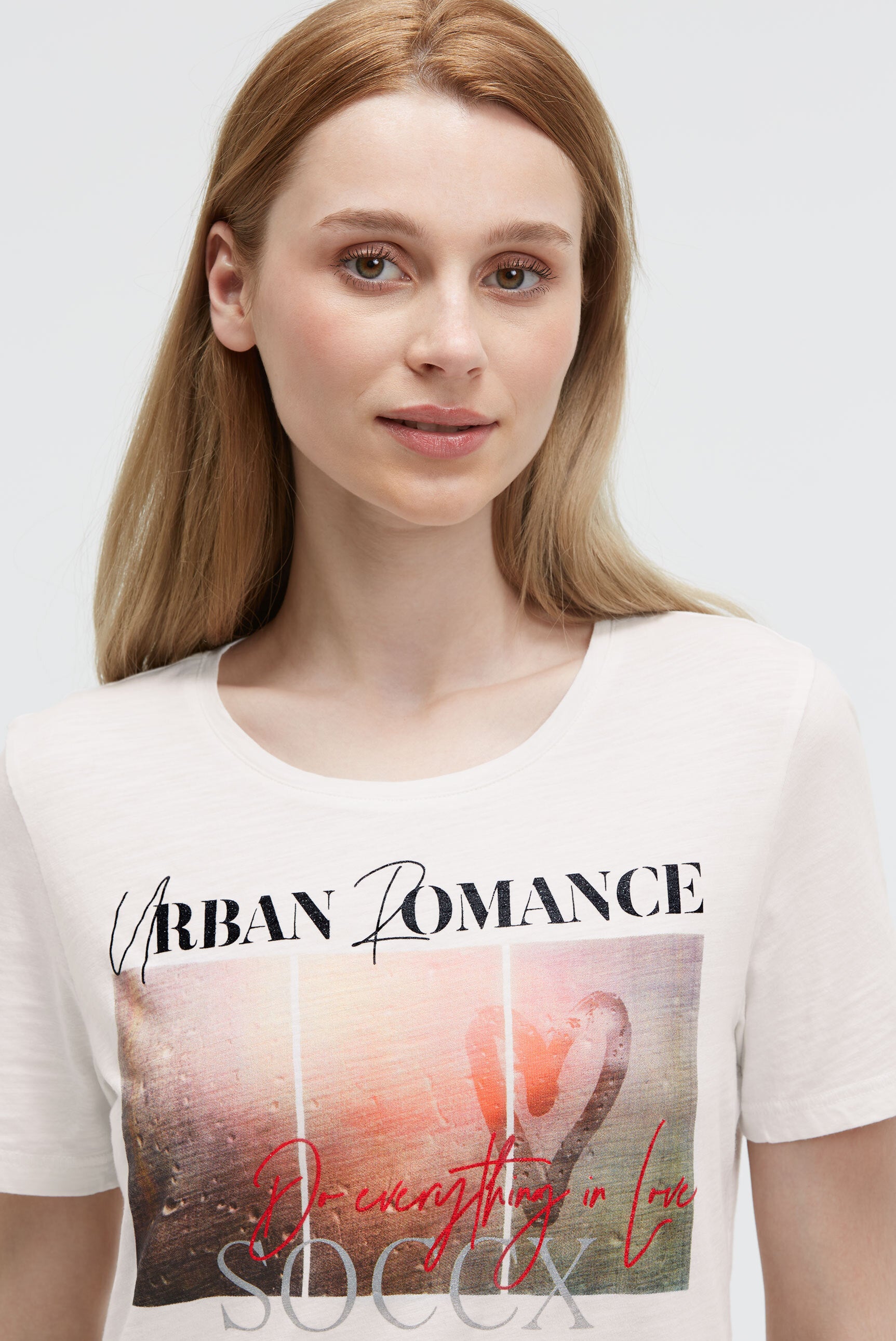 Koszulka z okrągłym dekoltem i wzorem - 4