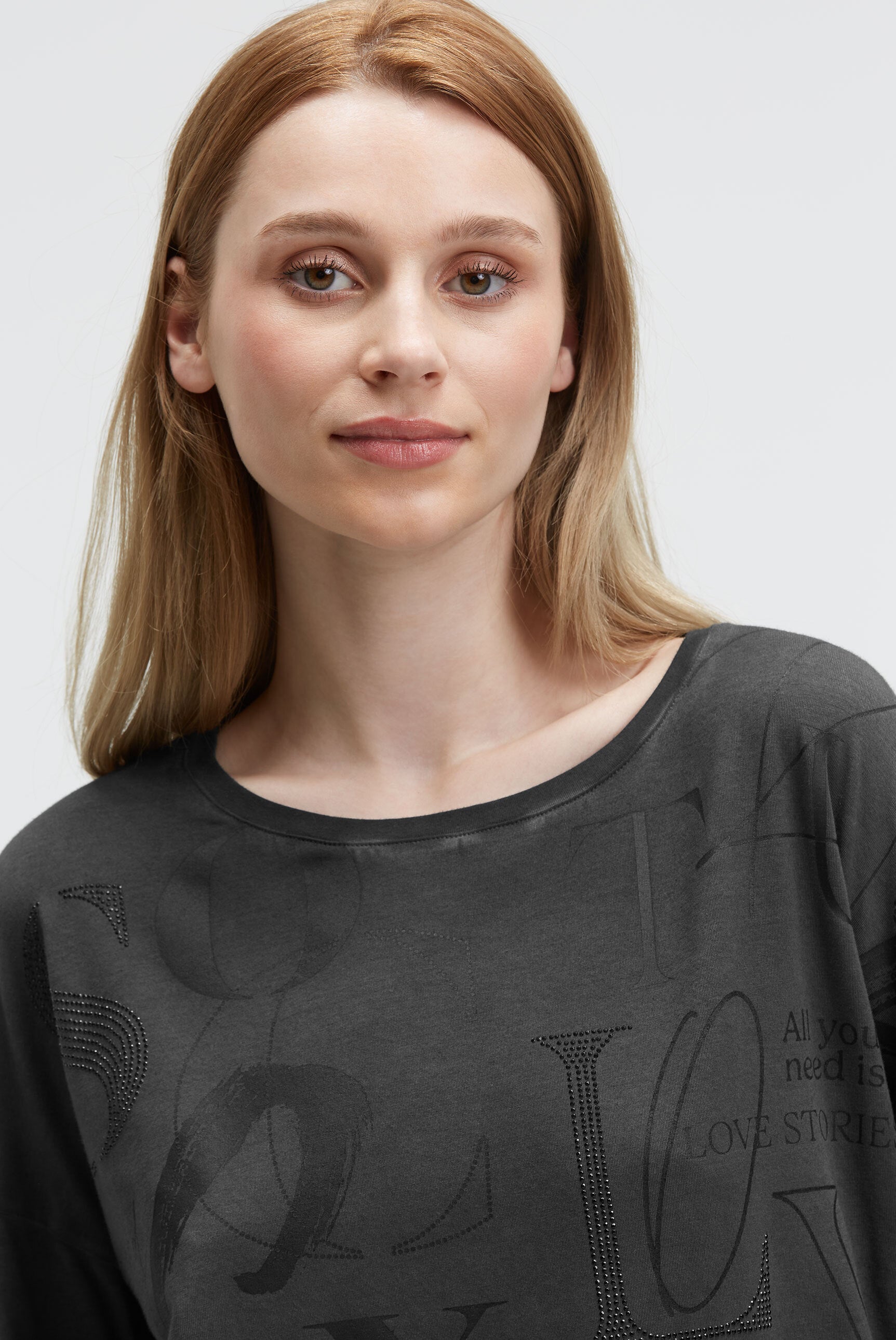 Koszulka z krótkimi rękawami i wzorem - 4