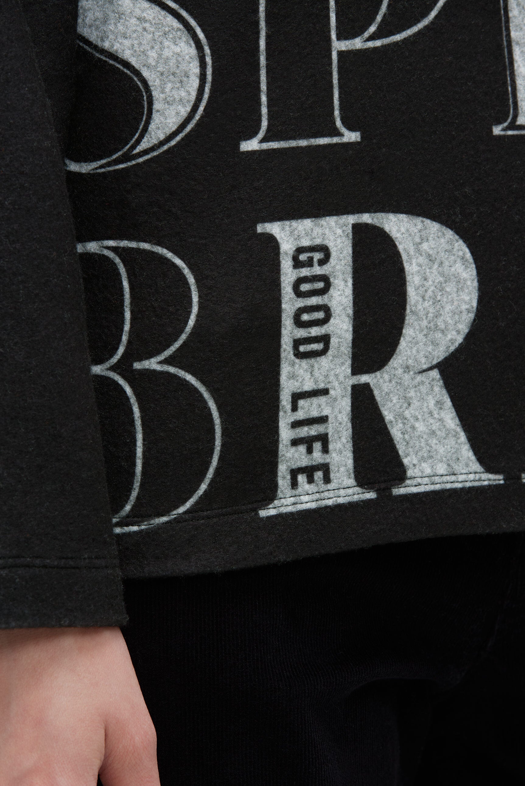 Sweter z miękkiej dzianiny z nadrukiem logo - 6