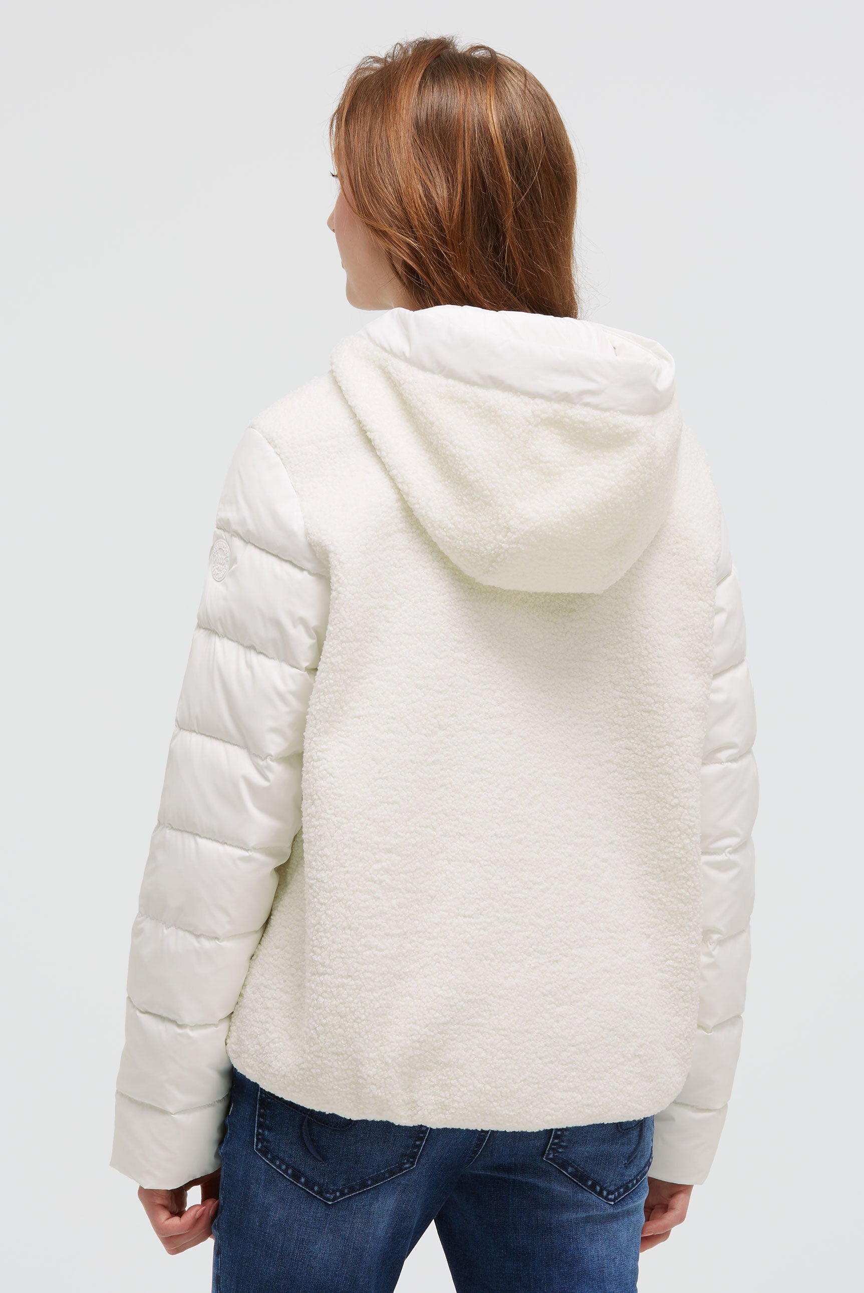 Krótka kurtka w mieszance materiałów z kapturem - 5