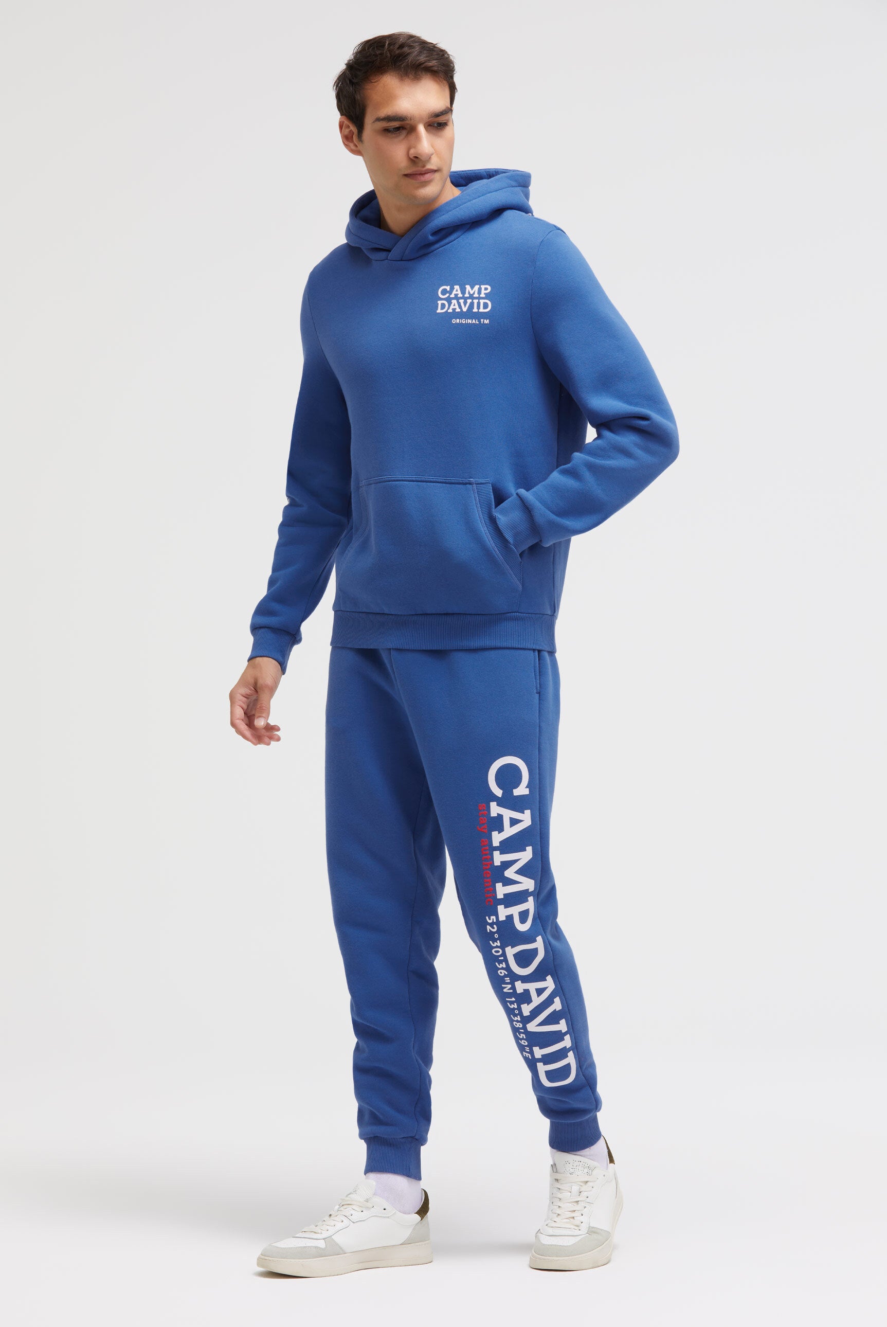 Hoodie z gumowymi nadrukami - 3