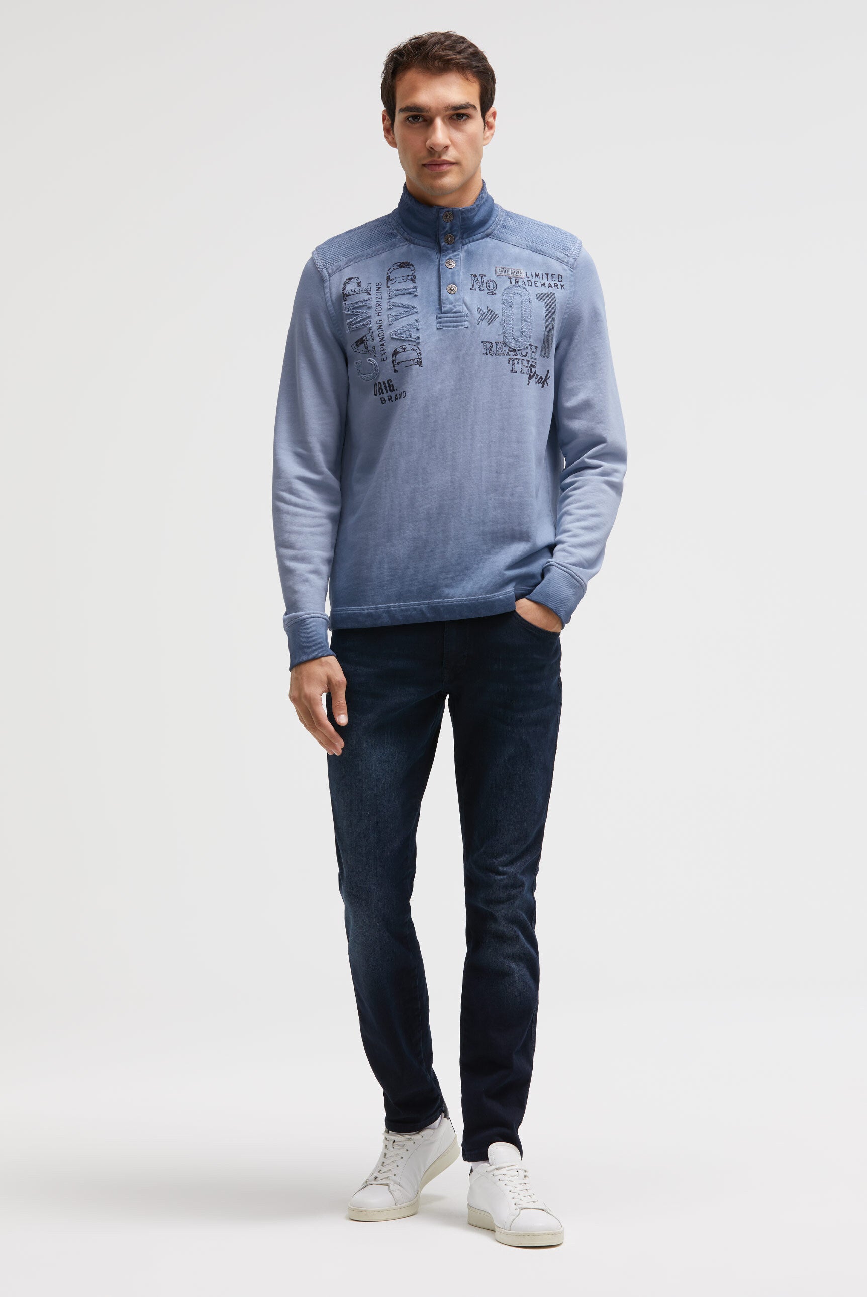 Sweatshirt Troyer z detalami dzianinowymi i grafikami - 3