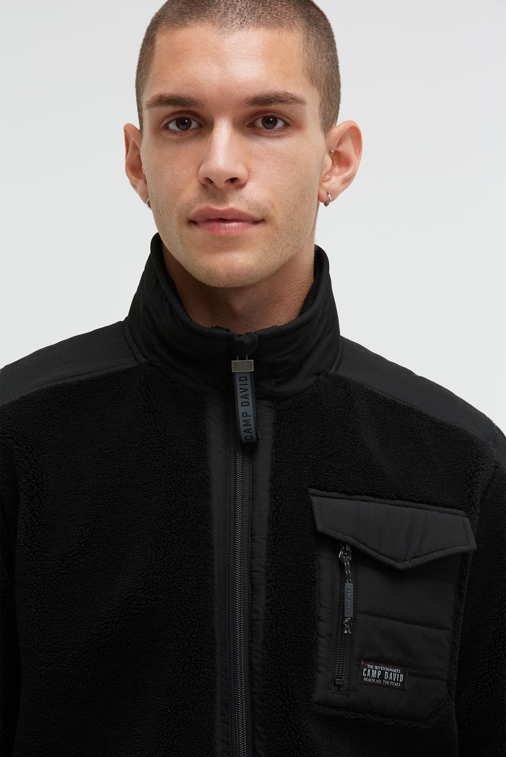 Kurtka z polaru teddy w tonowym miksie materiałów - 4