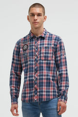 Koszula w kratę z nadrukami logo