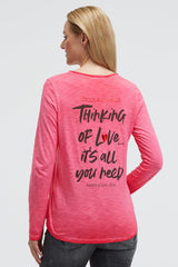 Koszula z dekoltem serafino z nadrukiem na plecach