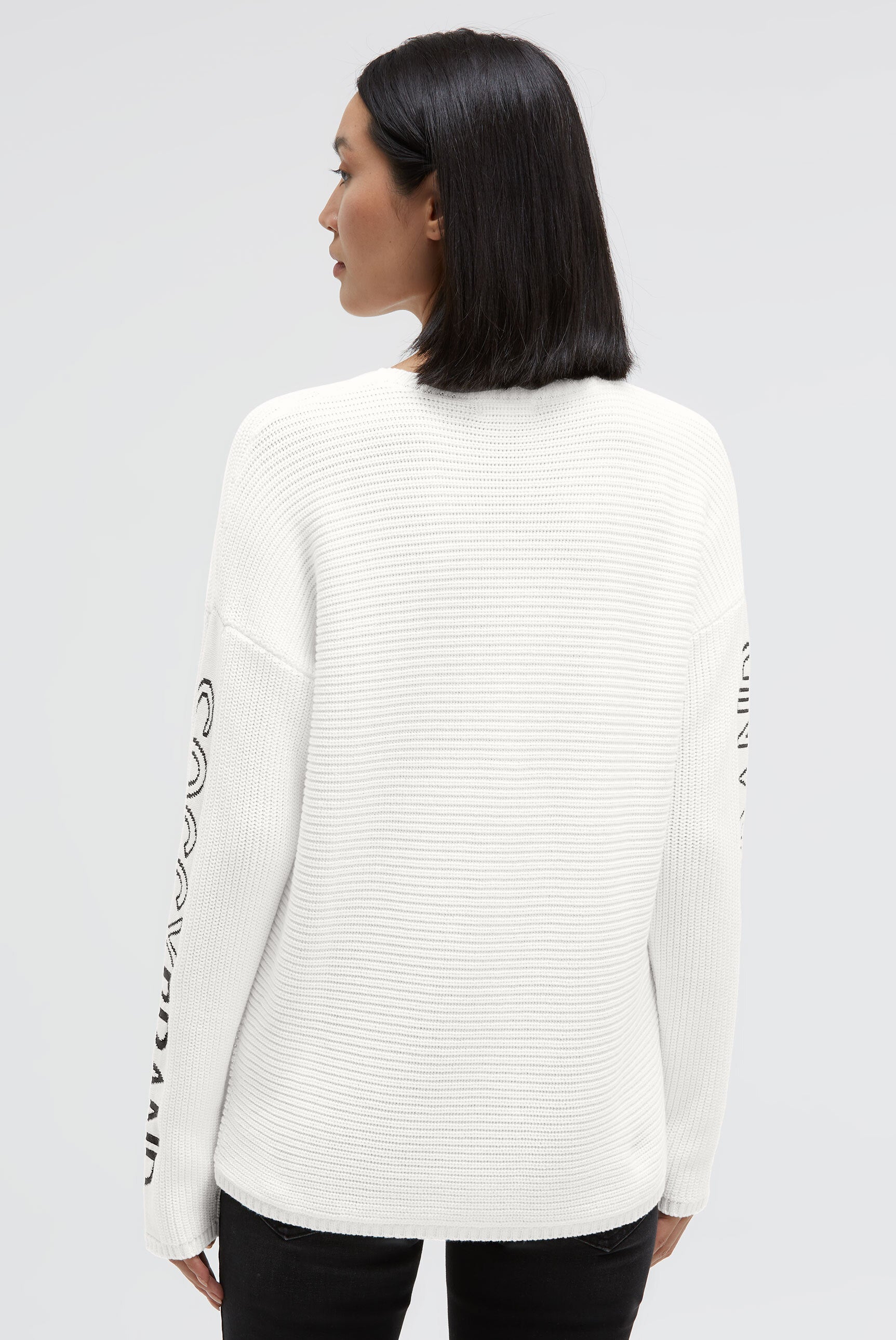 Pulower z wzorem intarsji na rękawach - 5