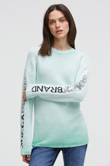 Pulower z wzorem intarsji na rękawach