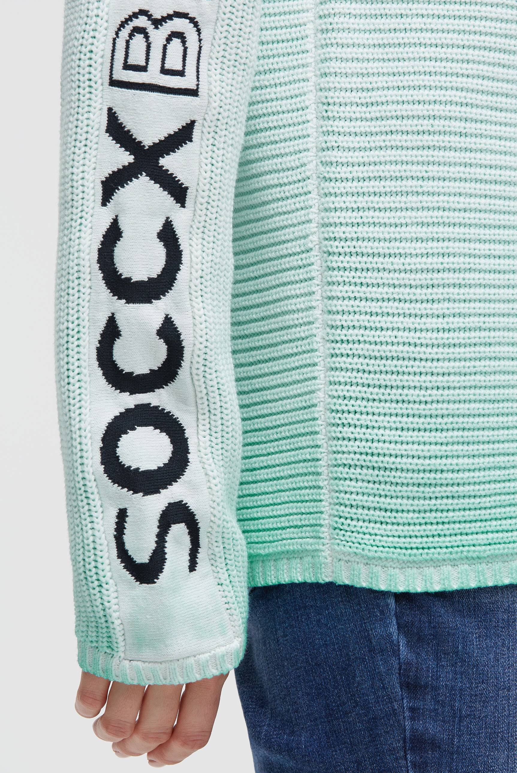 Pulower z wzorem intarsji na rękawach - 6