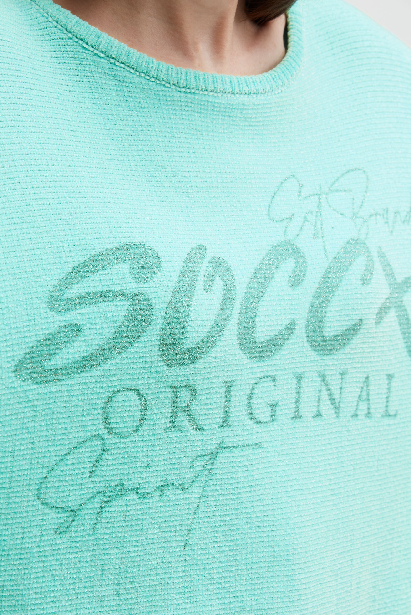 Pulower z chenille z nadrukiem glitter - 6