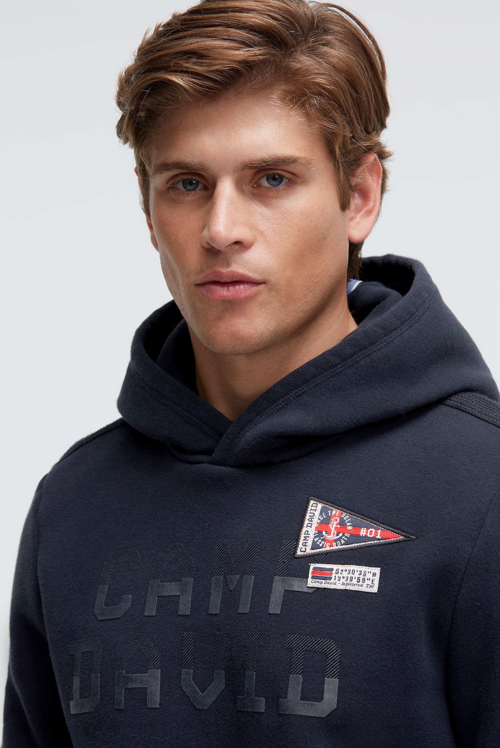 Bluza z kapturem z nadrukiem rubber i taśmami - 4