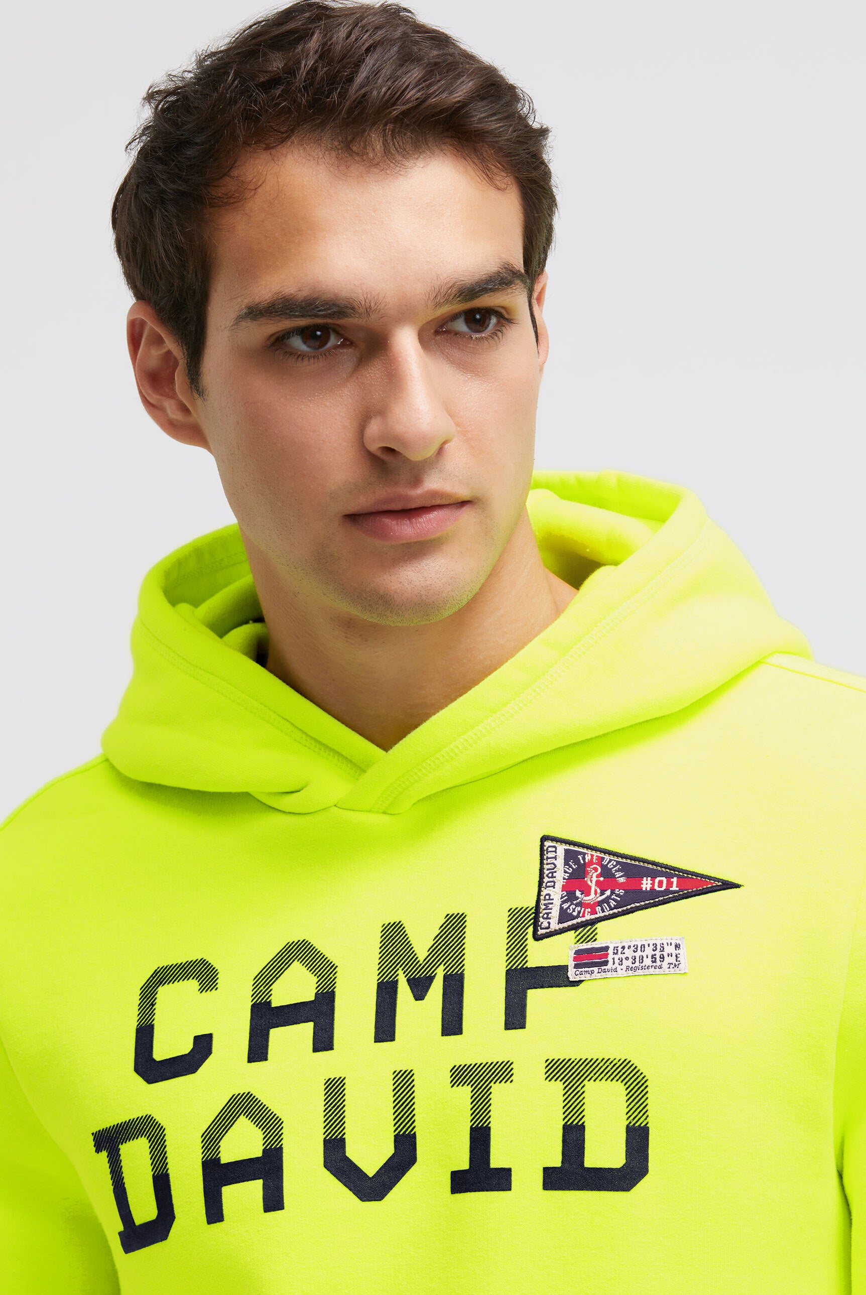 Bluza z kapturem z nadrukiem rubber i taśmami - 4