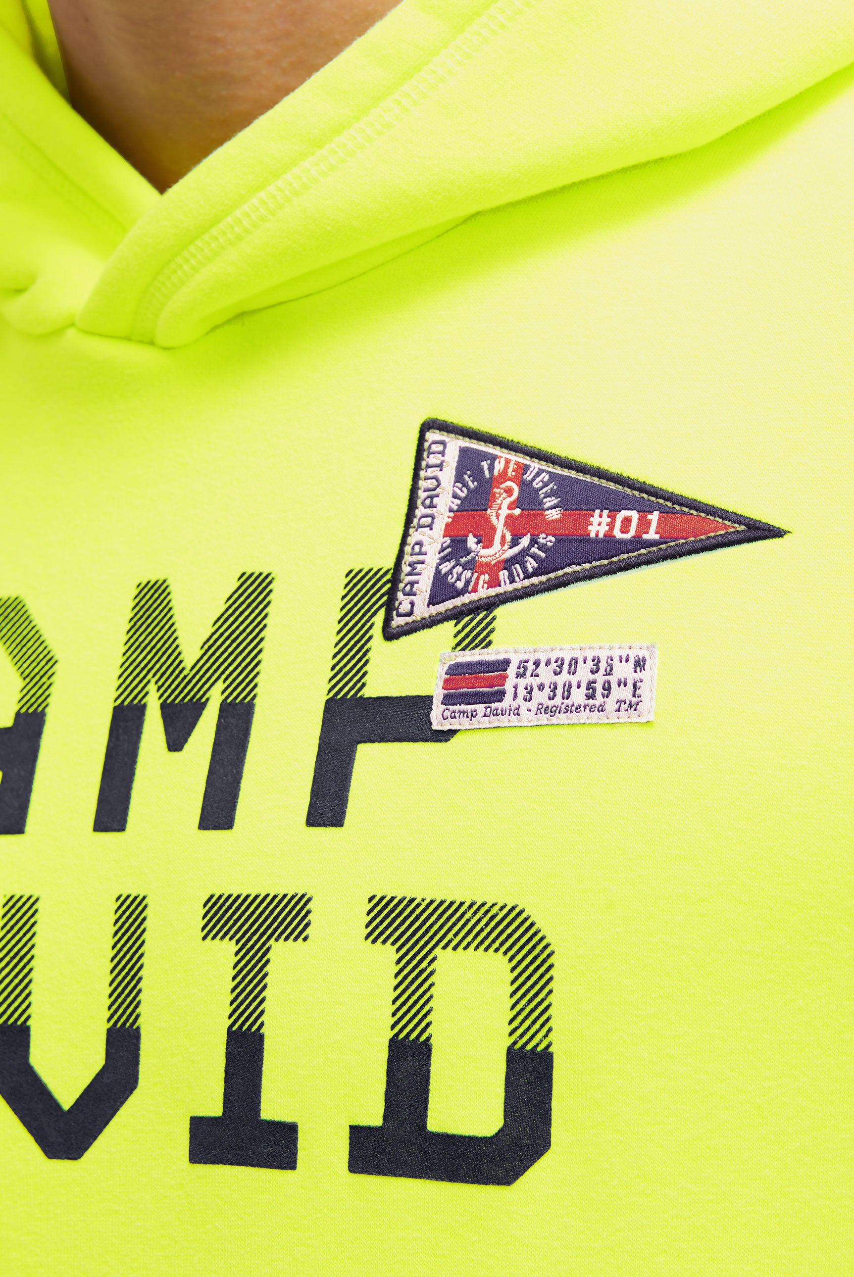 Bluza z kapturem z nadrukiem rubber i taśmami - 7