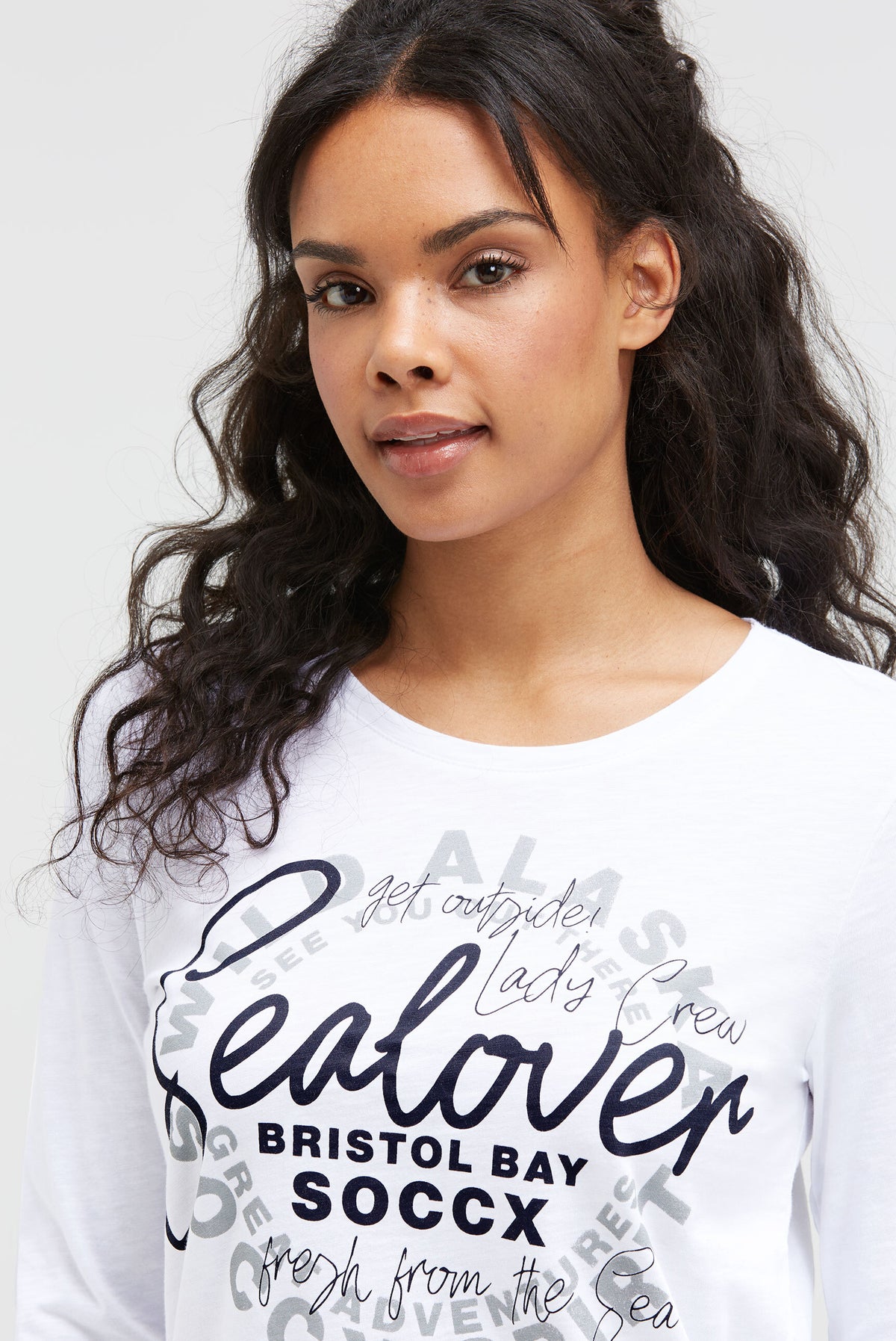 Shirt mit Label Print und Bindebandsaum opticwhite