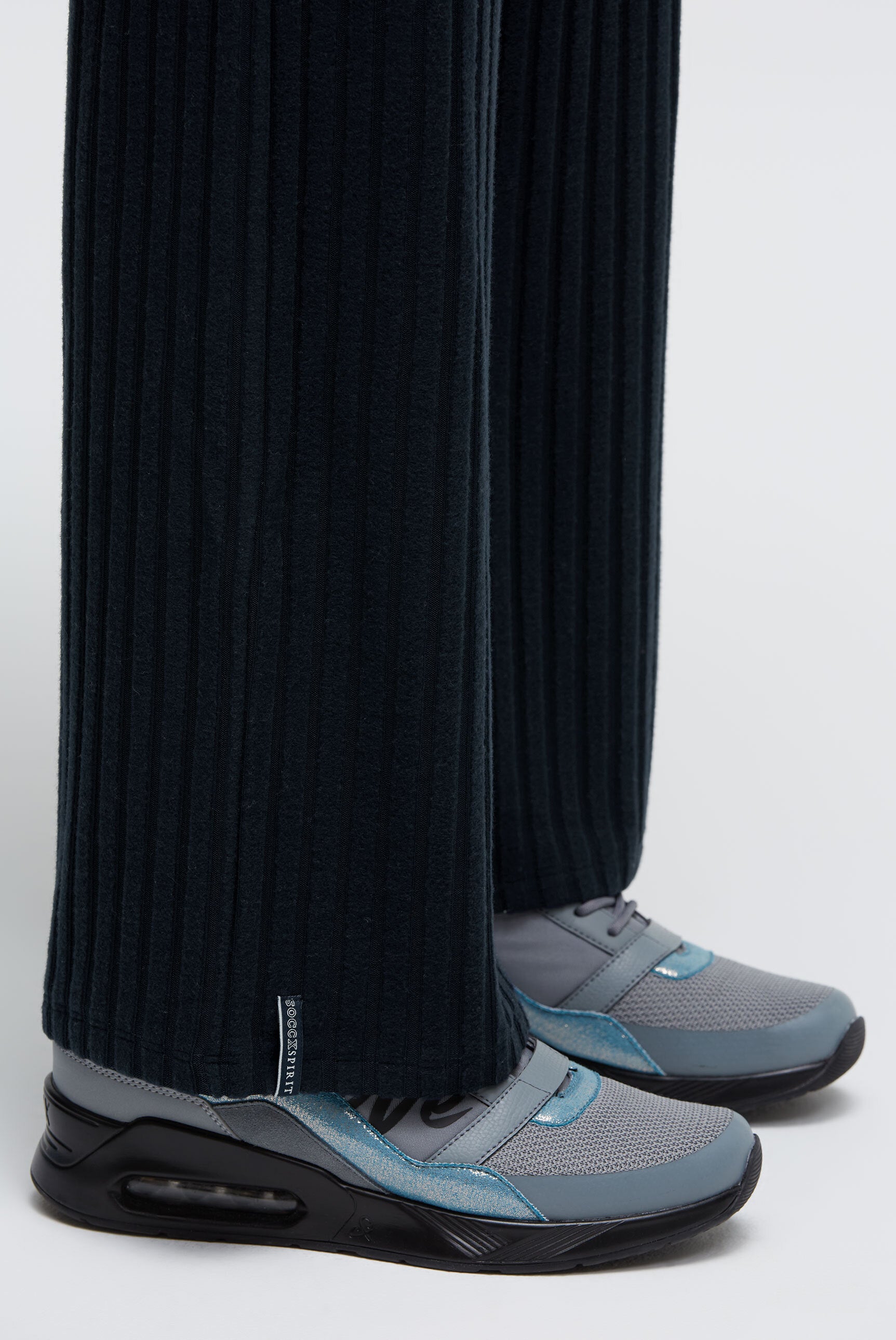 Spodnie z dzianiny frotte Wide Leg z prążkowaną strukturą - 6